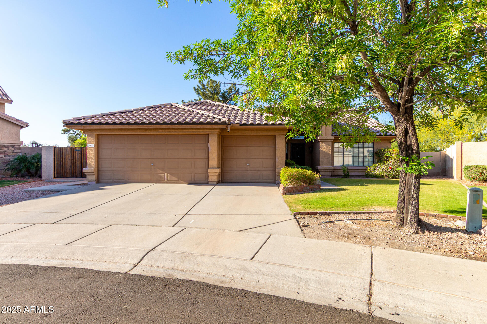3002 S MARIGOLD Place