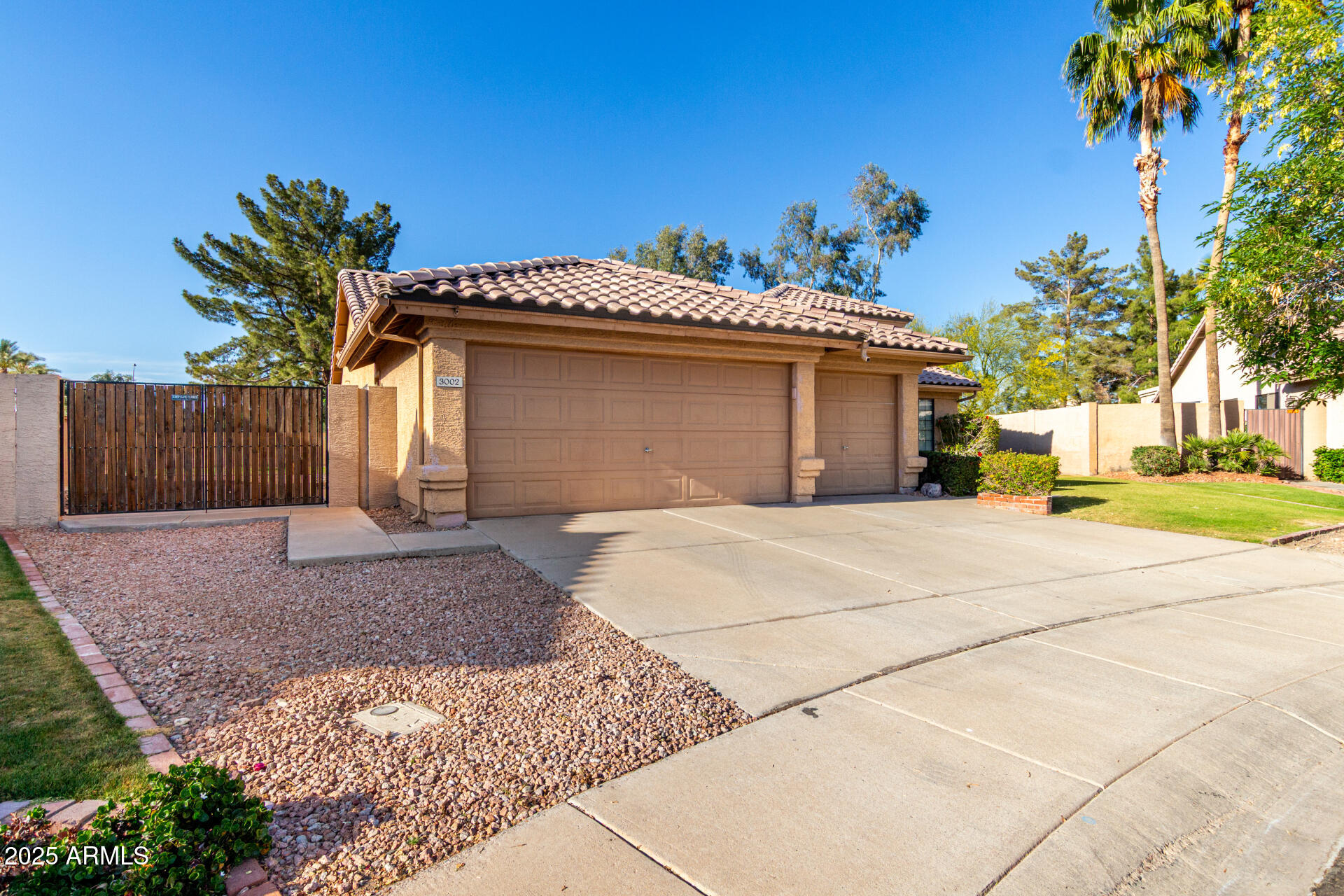 3002 S MARIGOLD Place