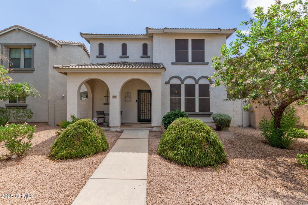 Photo of 1910 E Emily Lane, Gilbert, AZ 85295 (MLS # 6928029)