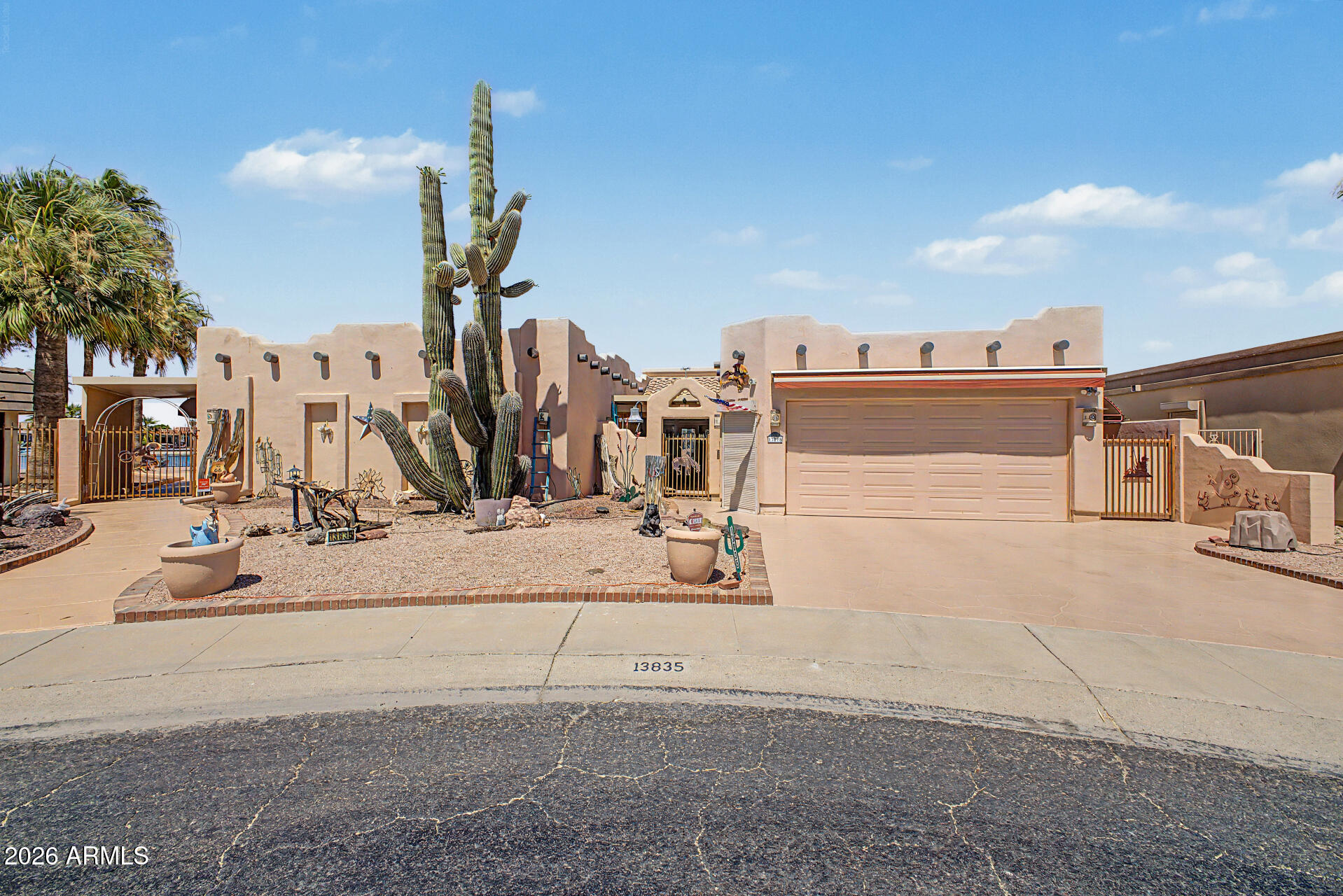 13835 N CROWN POINT Court