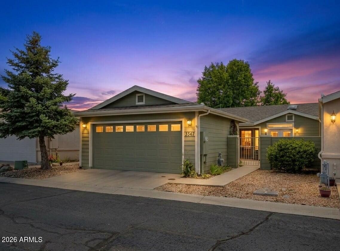 3347 Iris Lane