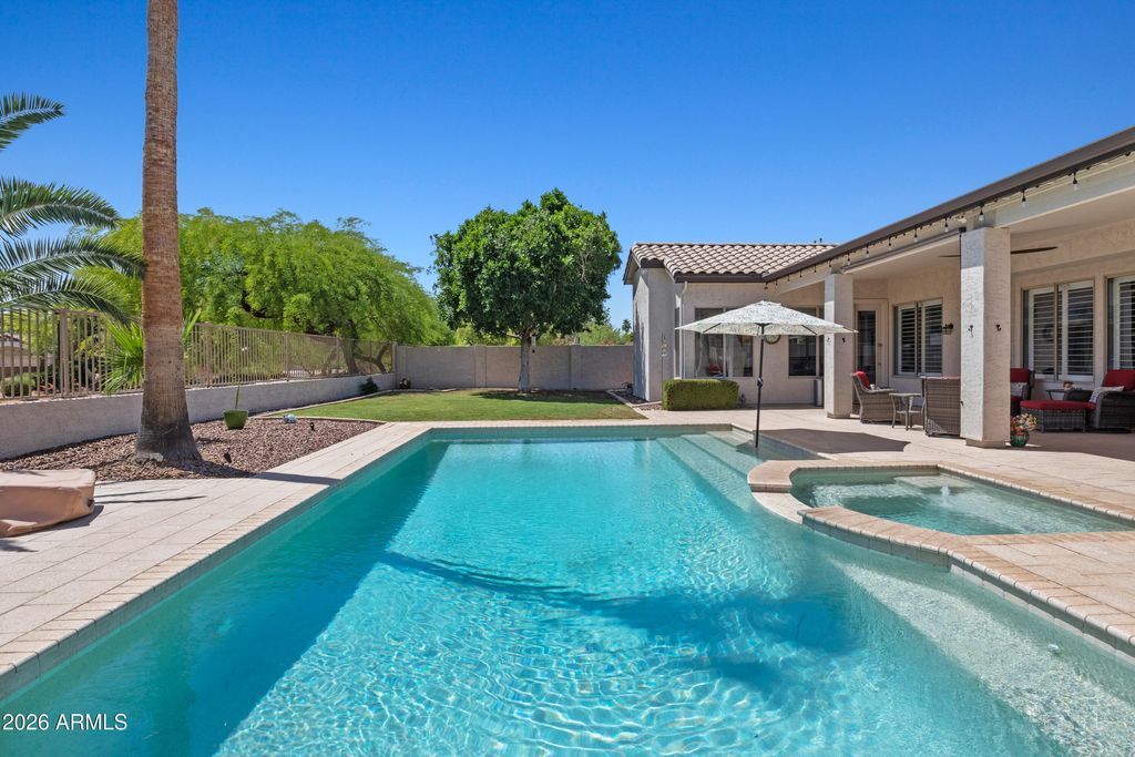 Photo of 665 W Goldfinch Way, Chandler, AZ 85286 (MLS # 7020886)