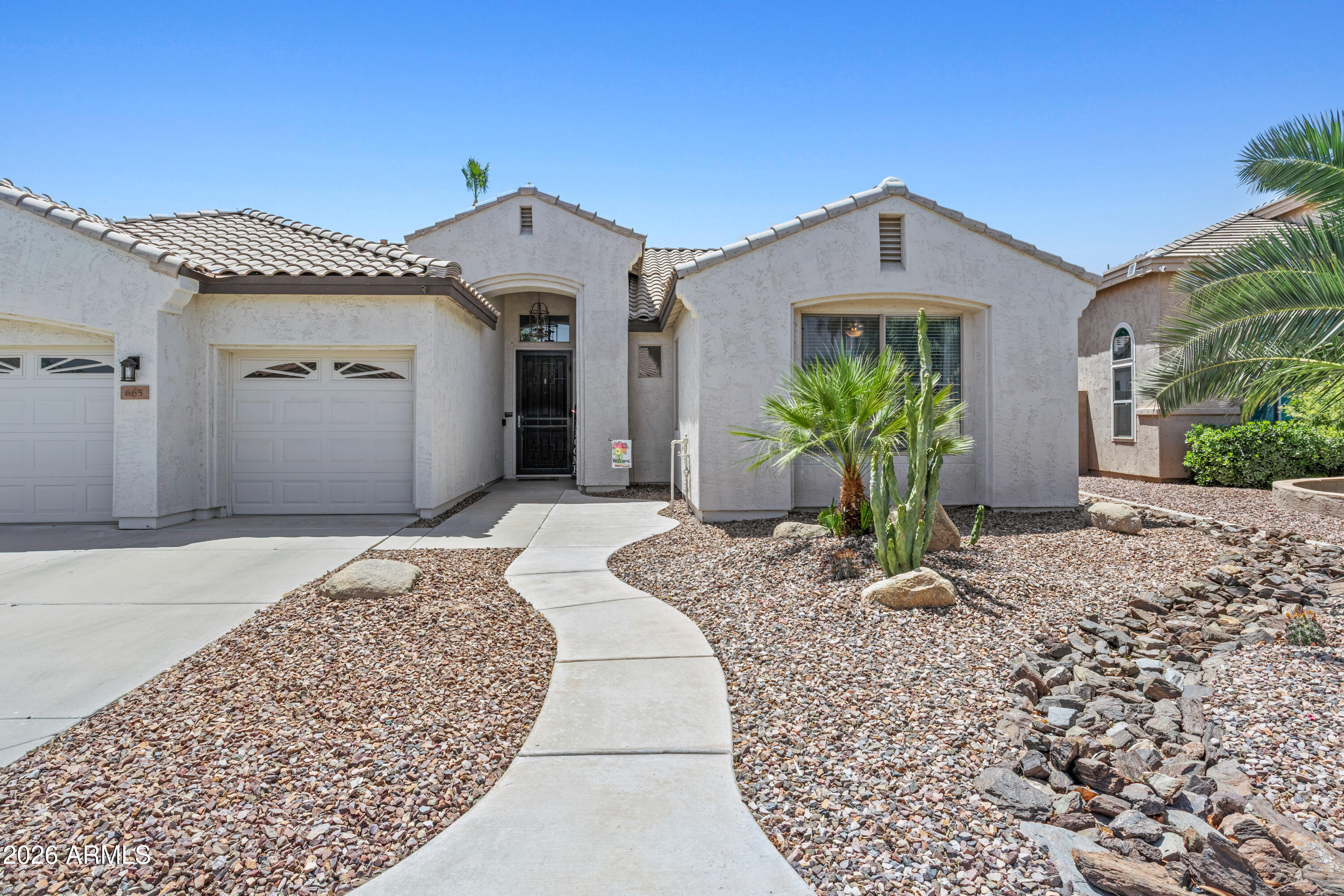665 W GOLDFINCH Way