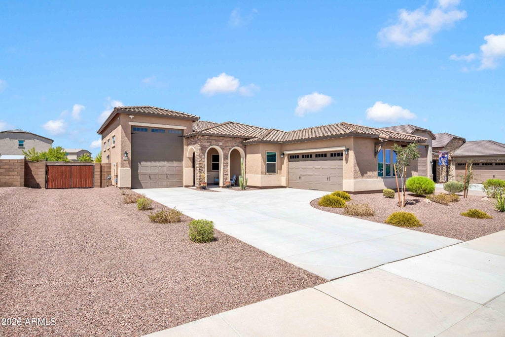 Photo of 17234 W Royal Palm Road, Waddell, AZ 85355 (MLS # 7078718)