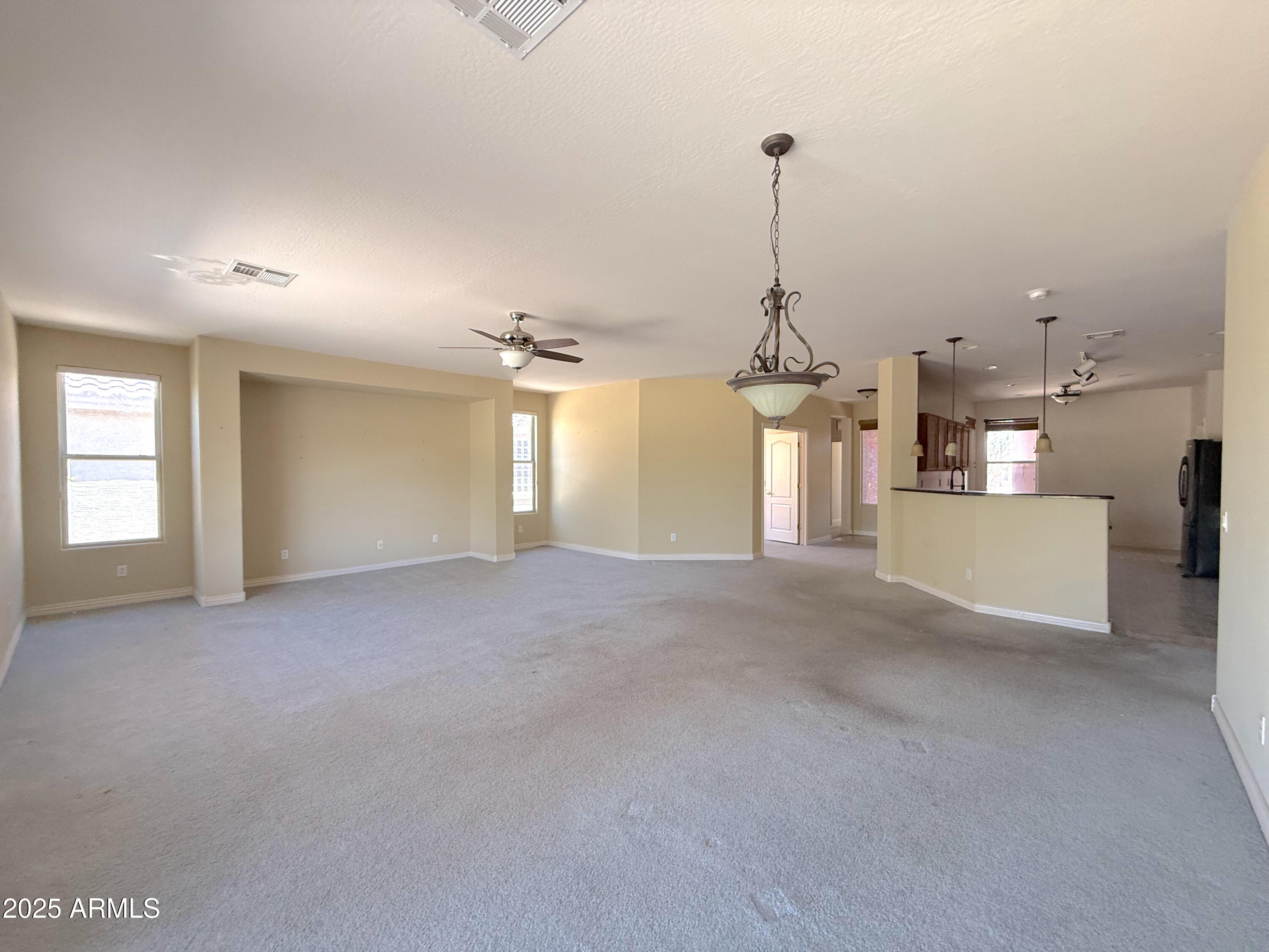 22916 W TWILIGHT Trail