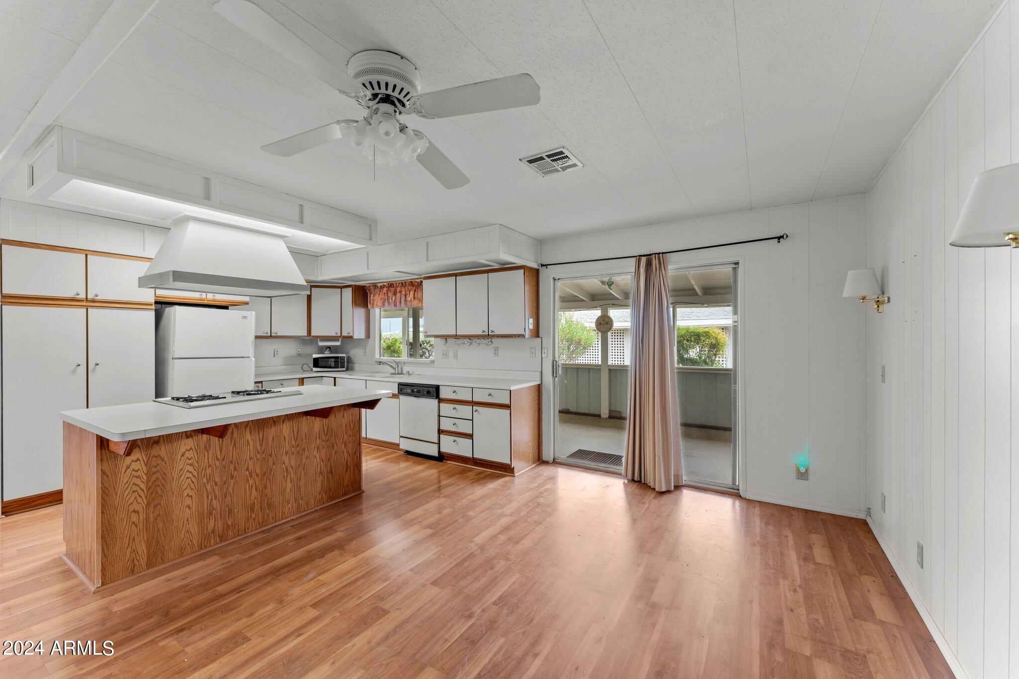 2501 W Wickenburg Way 2