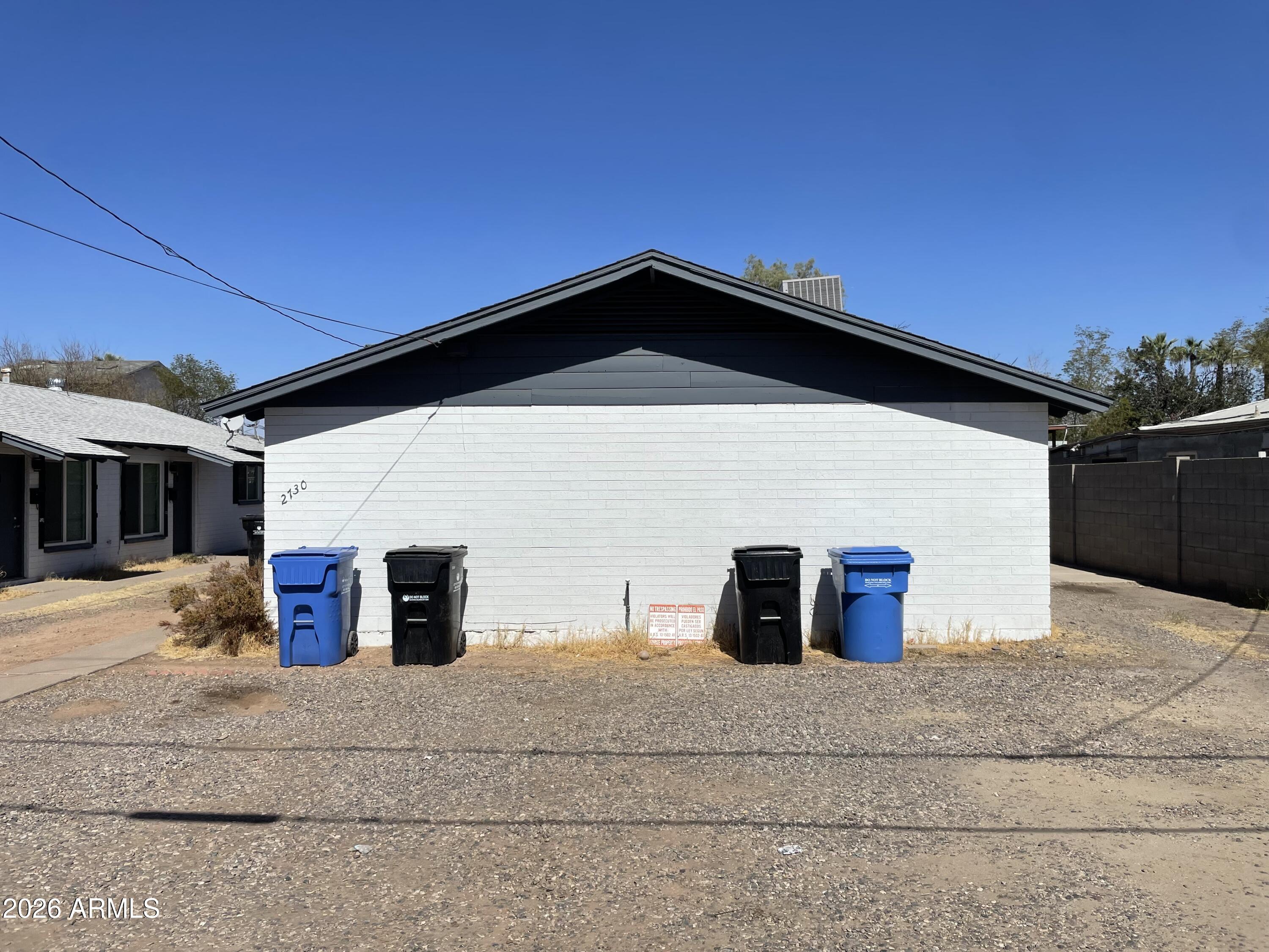 2730 E WILLETTA Street