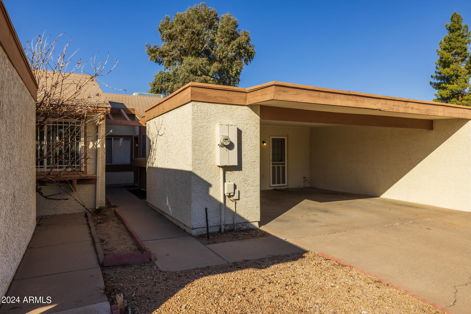 View Phoenix, AZ 85029 townhome