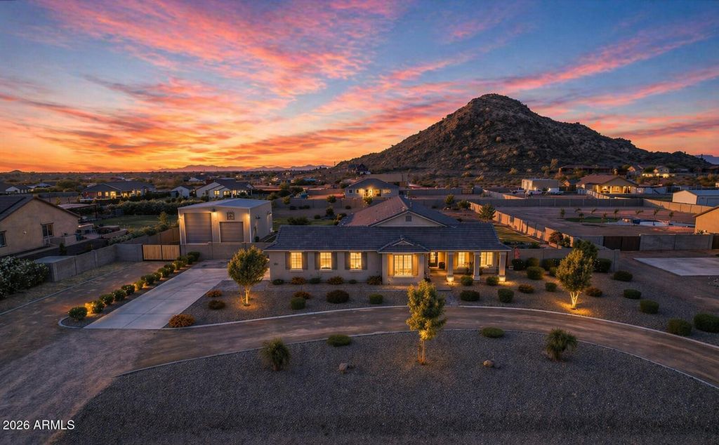 Photo of 1648 W Gail Road, Queen Creek, AZ 85142 (MLS # 7015722)