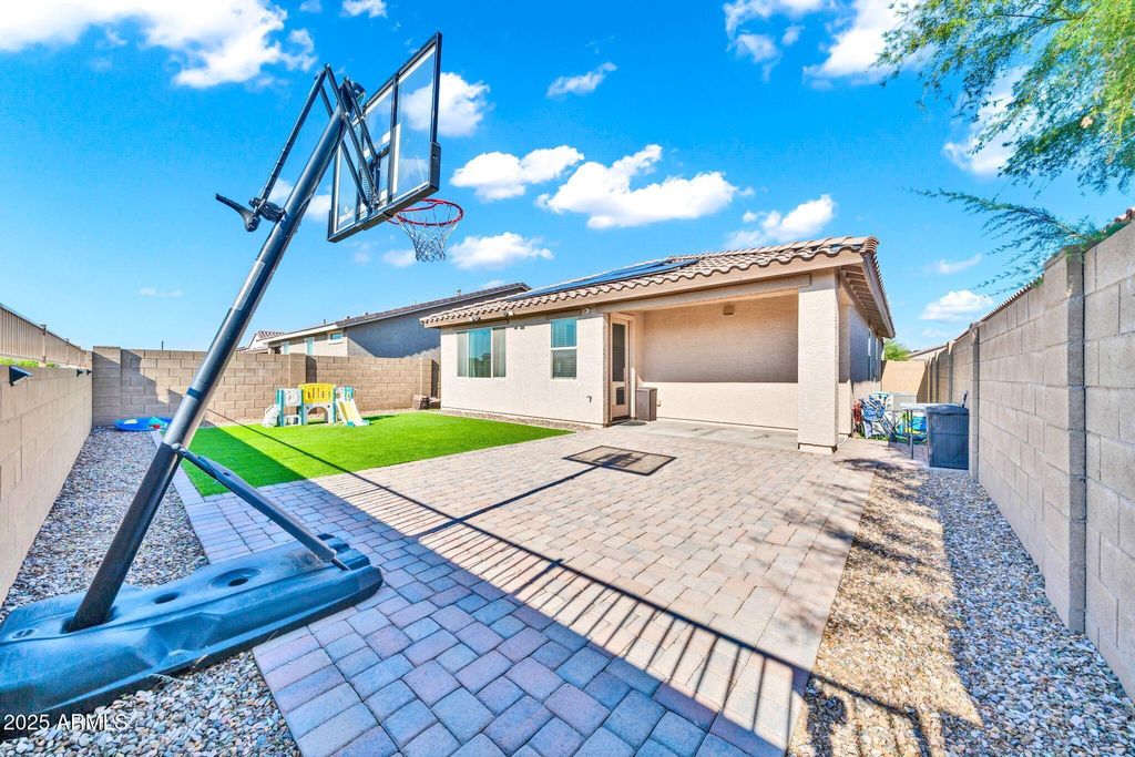 Photo of 12451 W Kaler Drive, Glendale, AZ 85307 (MLS # 6949459)