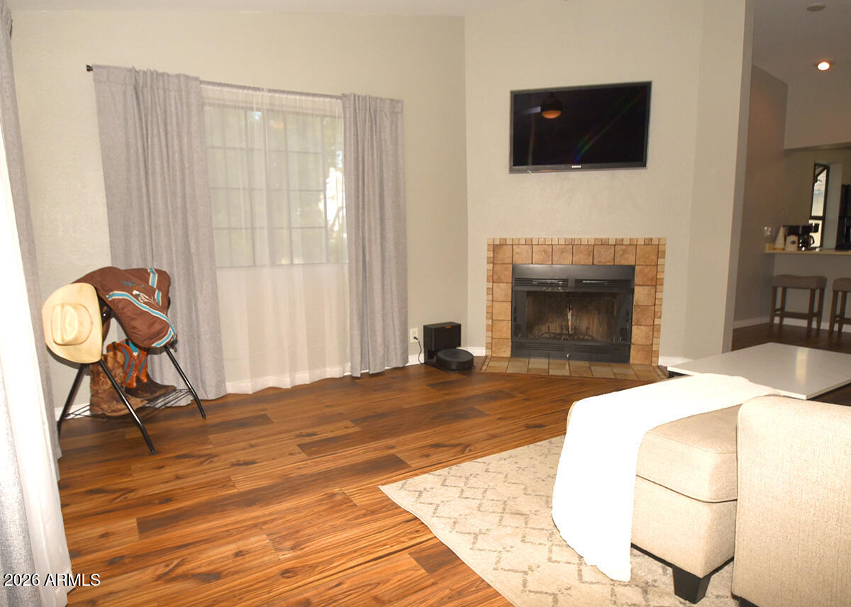 1222 W BASELINE Road 224