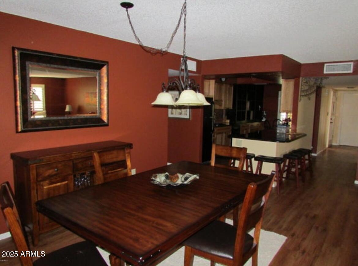 9438 E MICHIGAN Avenue