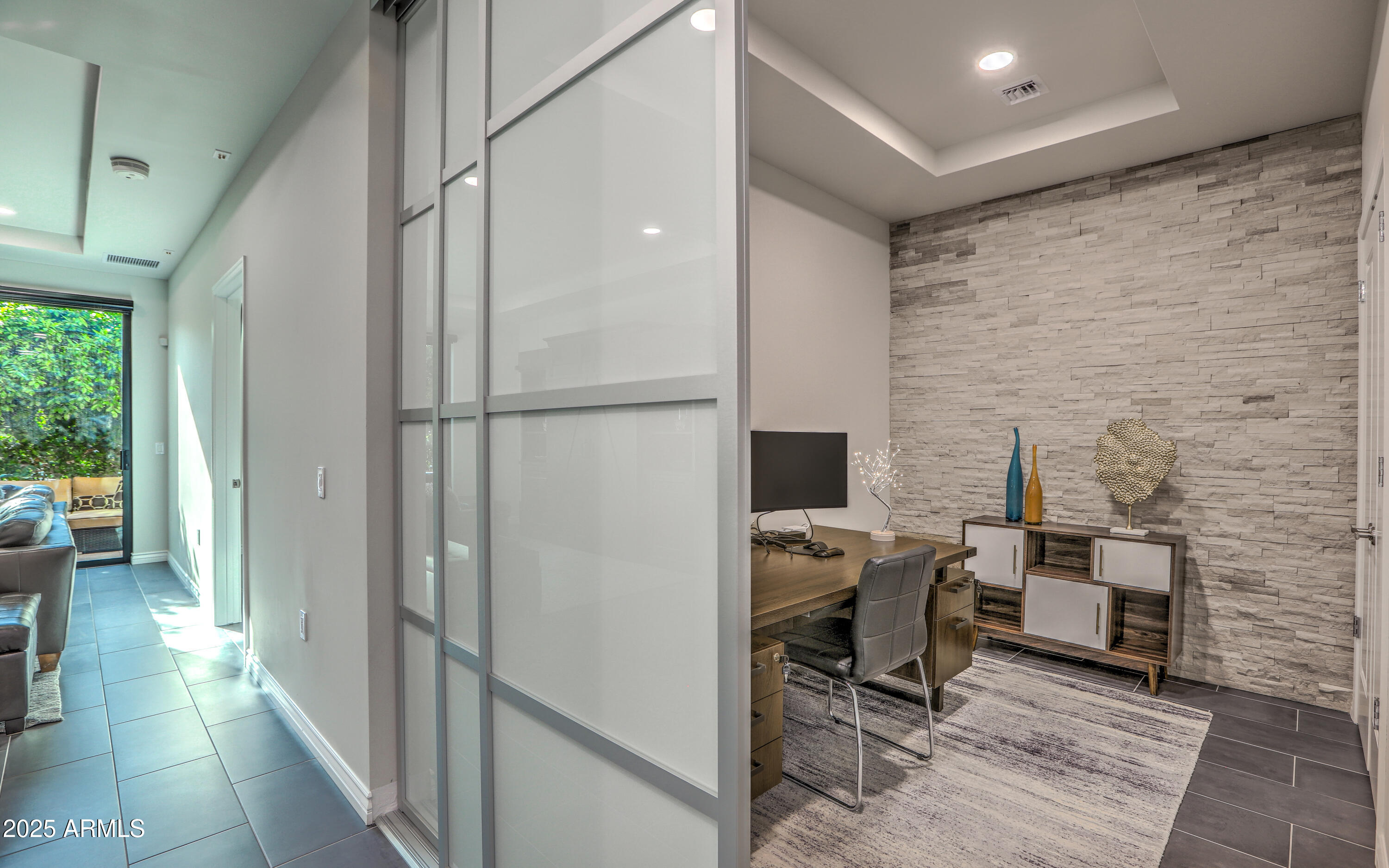 6803 E MAIN Street 1110
