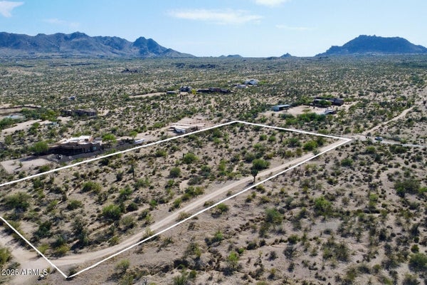 26 N 132ND ST, CHANDLER, AZ 85225 - Image b4f9f4ec7356d7d59060ec9baa8c8e26/1596077042