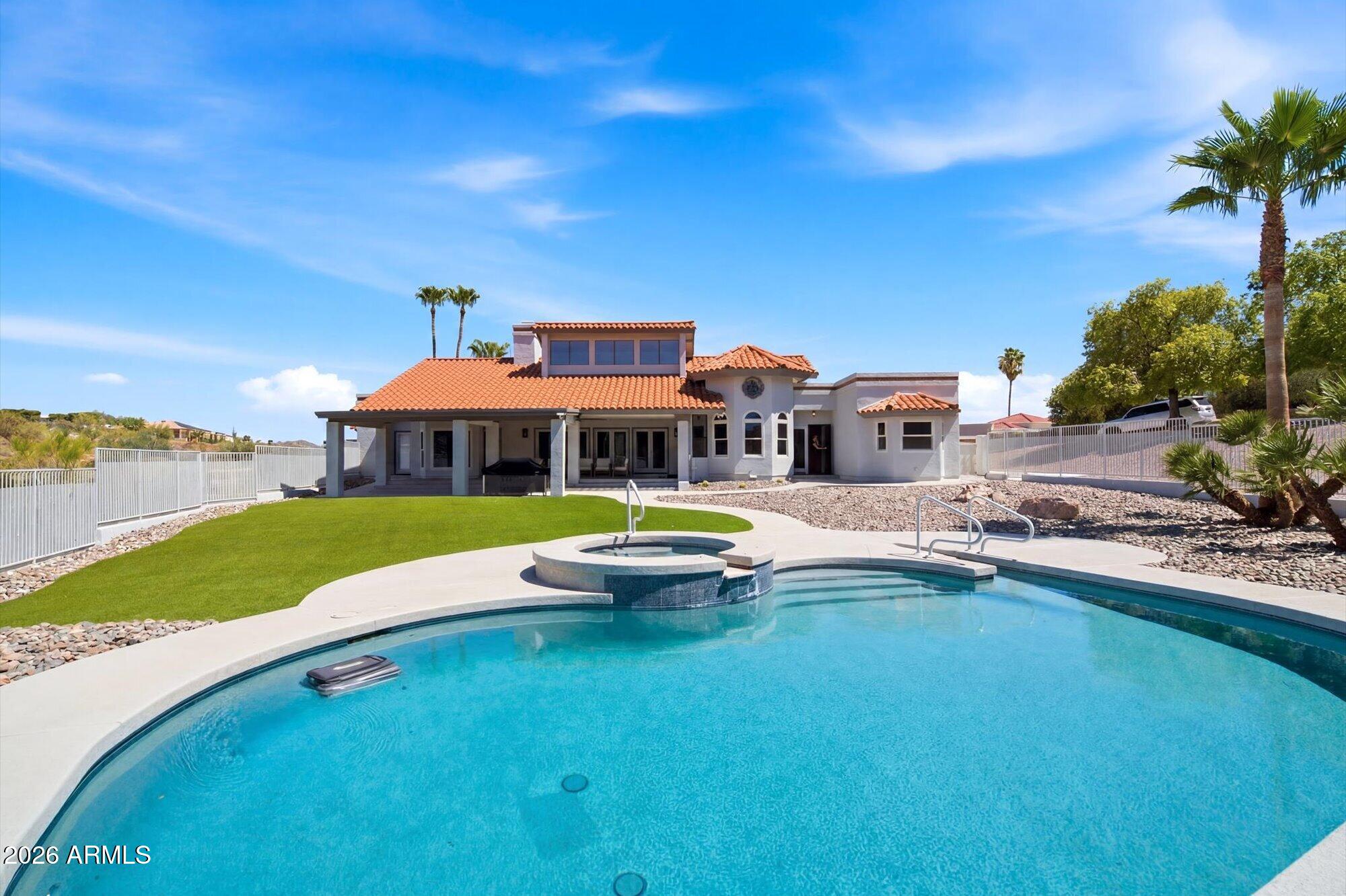 10817 N PINTO Drive
