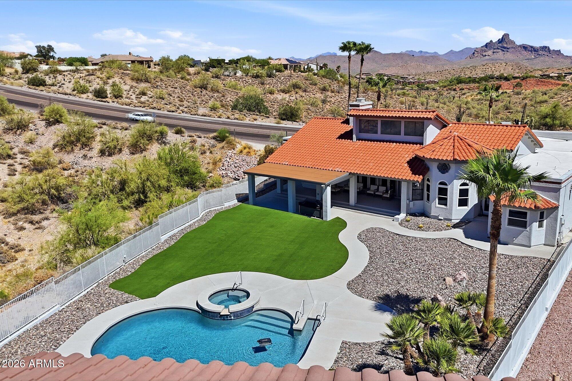 10817 N PINTO Drive