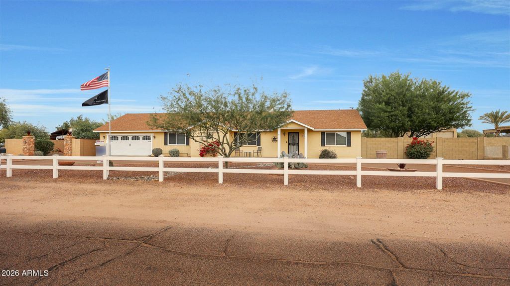 Photo of 8120 W Williams Road, Peoria, AZ 85383 (MLS # 6963690)