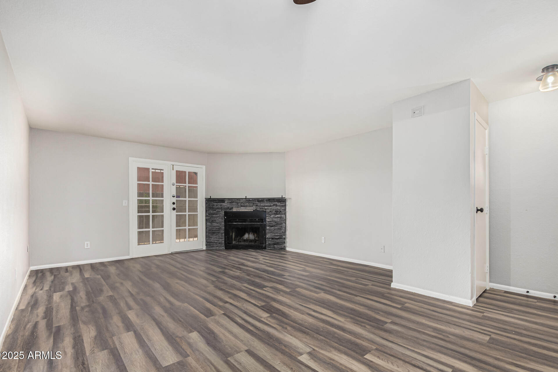 15402 N 28TH Street 124