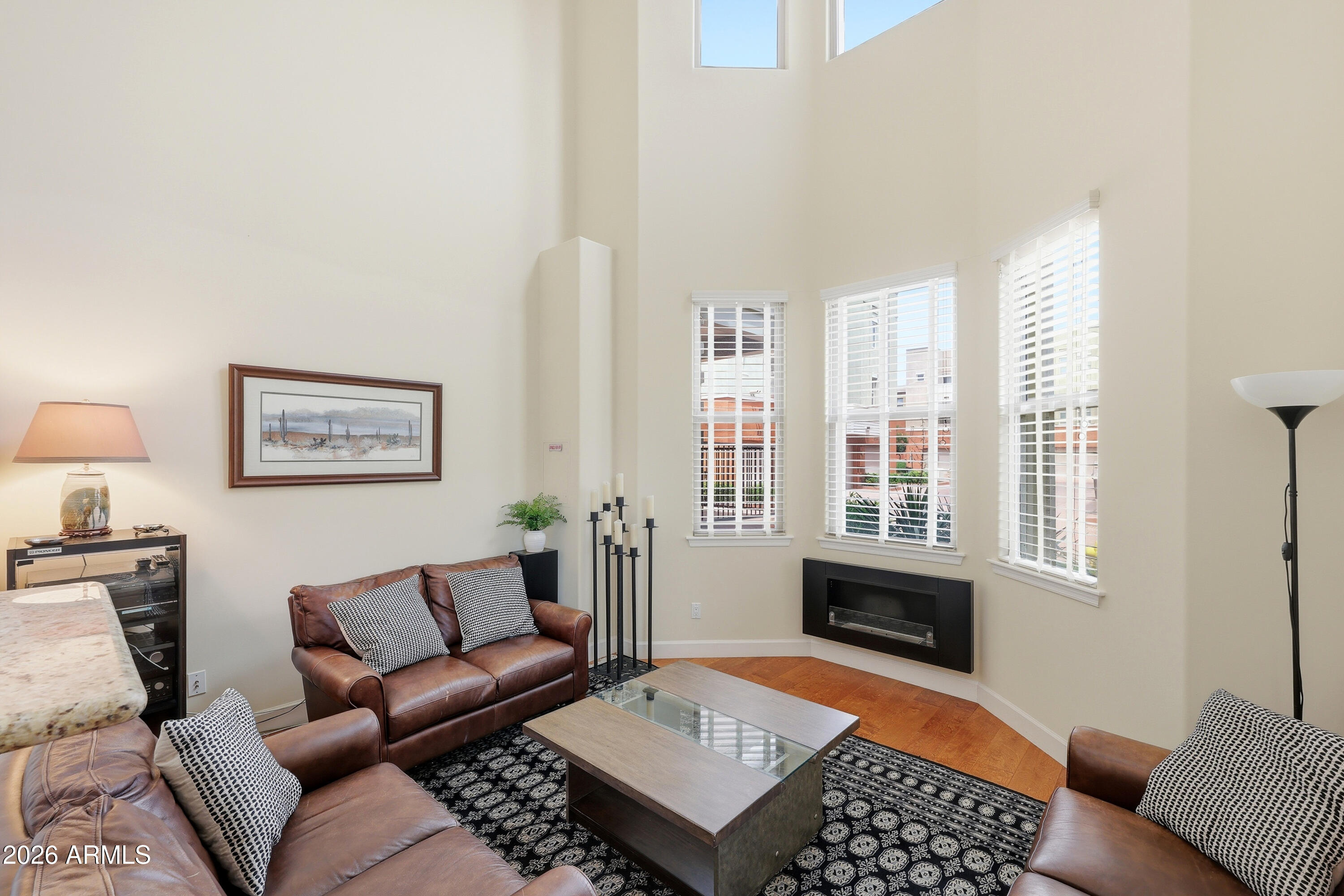 641 S ROOSEVELT Street