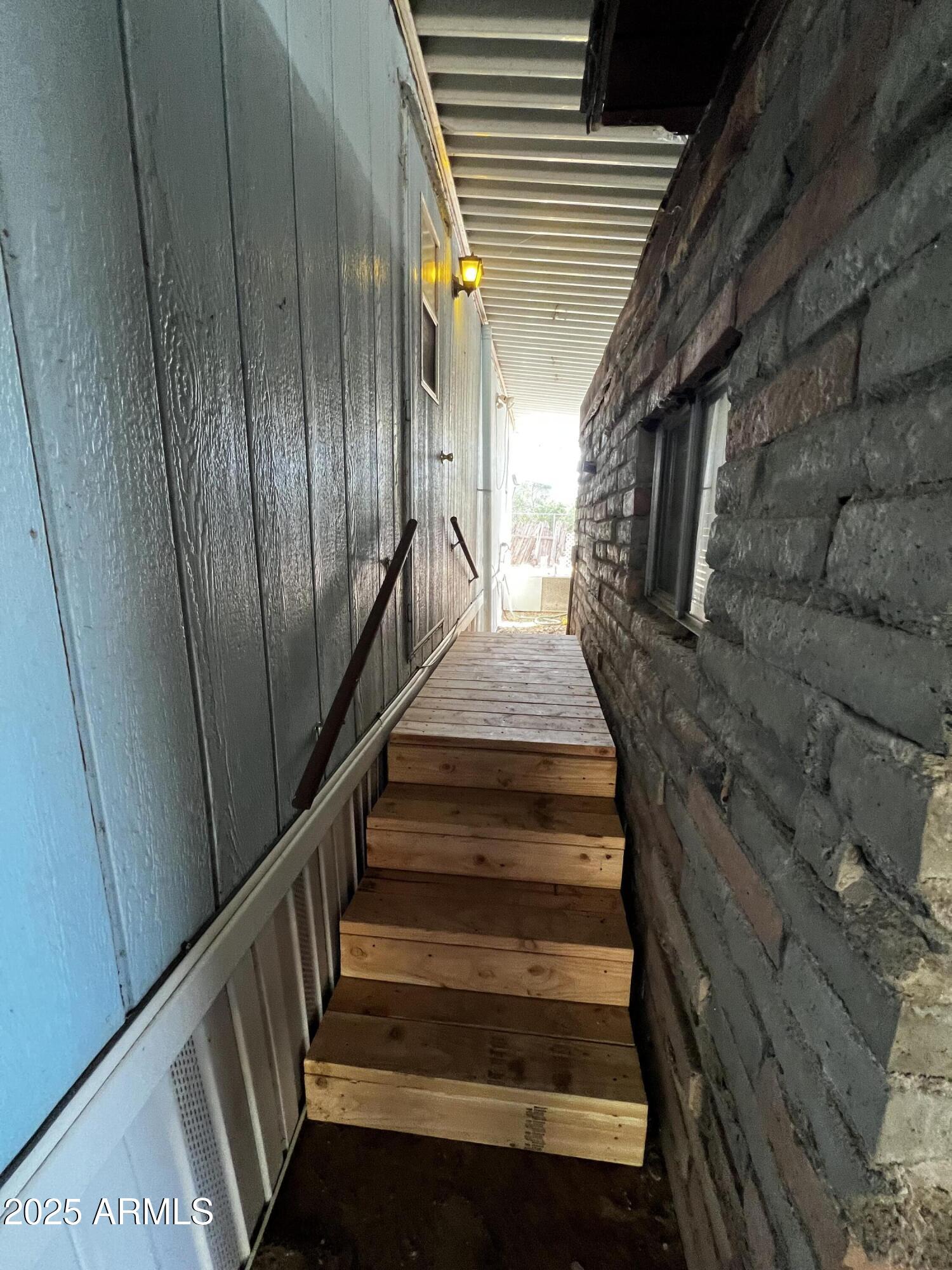 11201 E JUPITER Drive