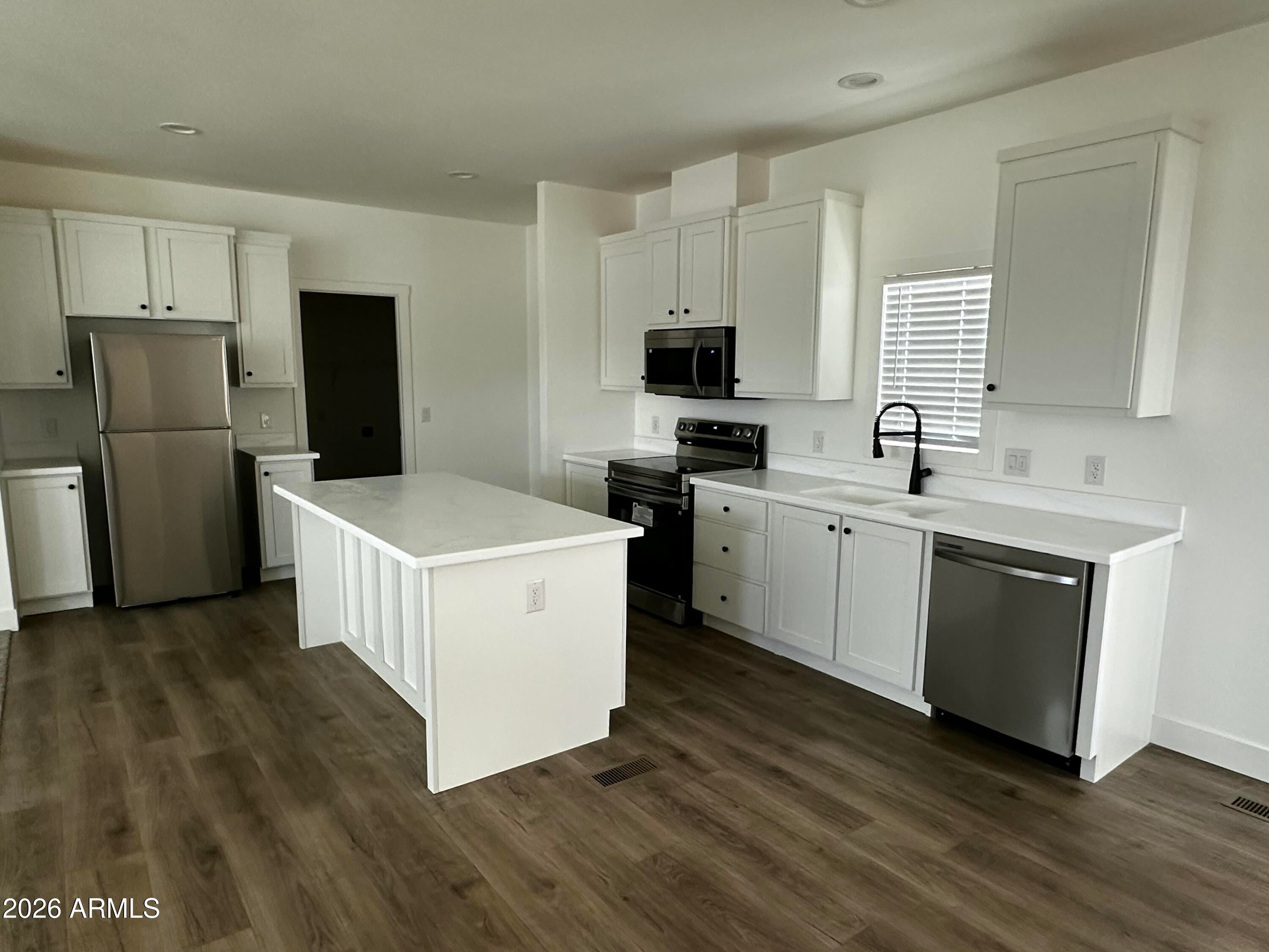 8819 N Sayonara Trail