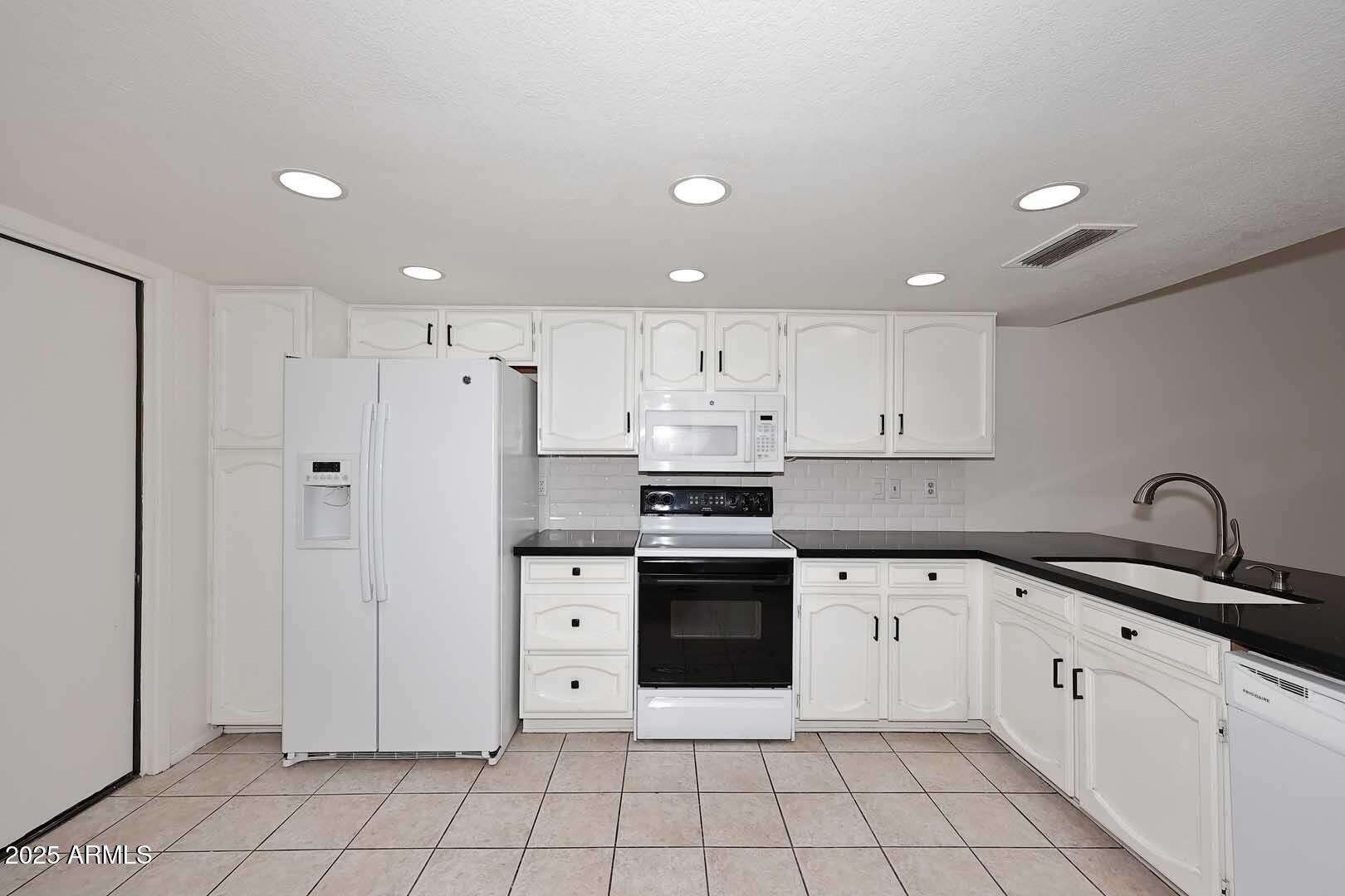 9061 E Evans Drive