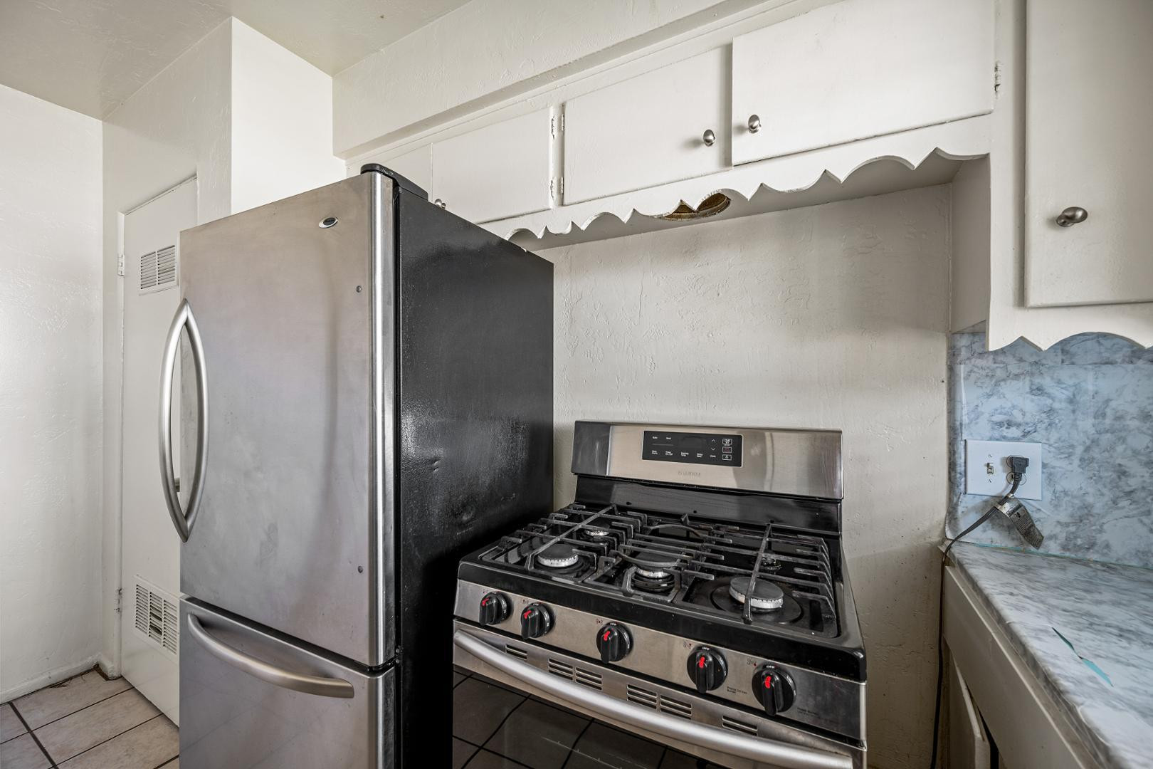 3615 N 15th Avenue Apt 22