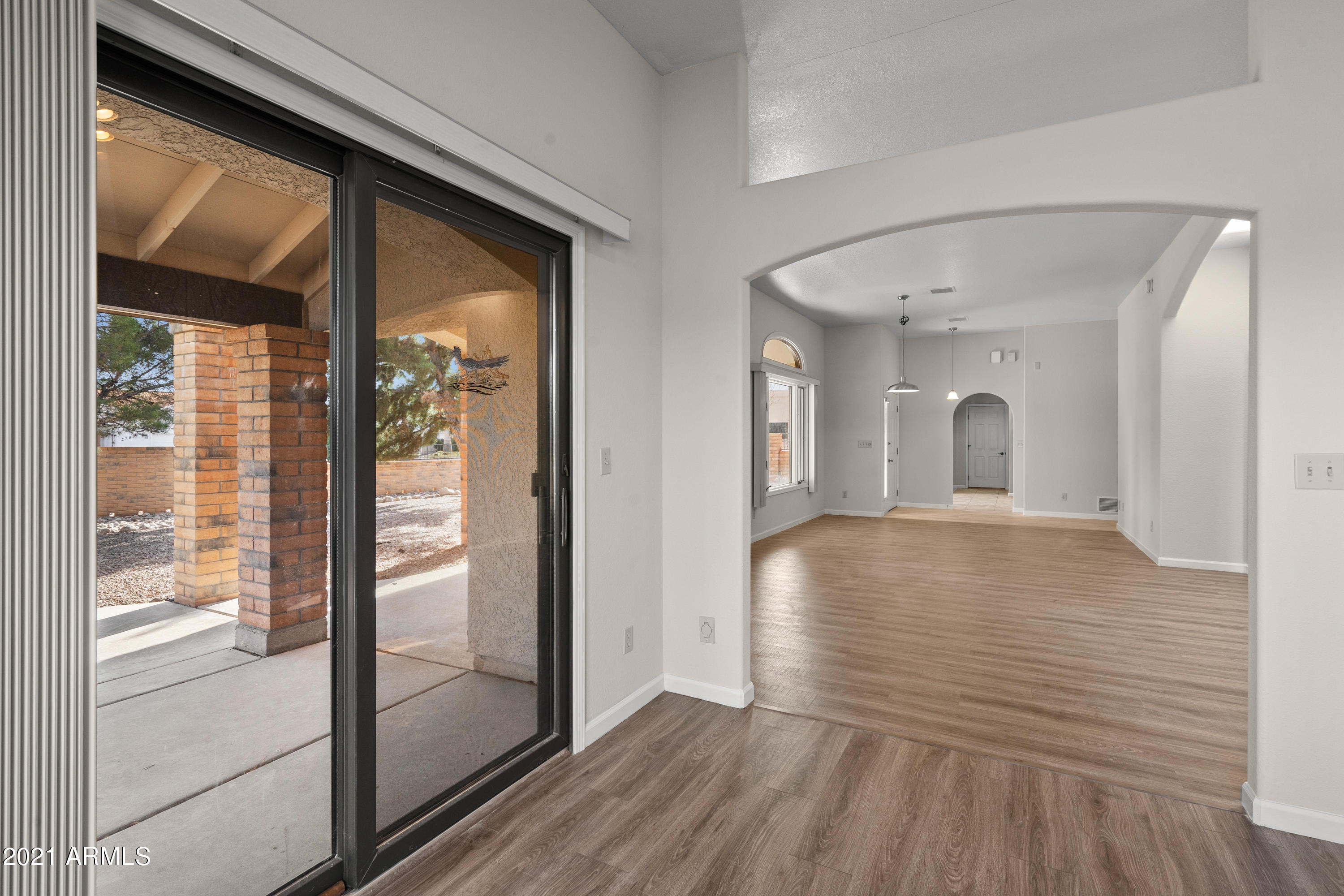 MISSION SHADOWS - Residential