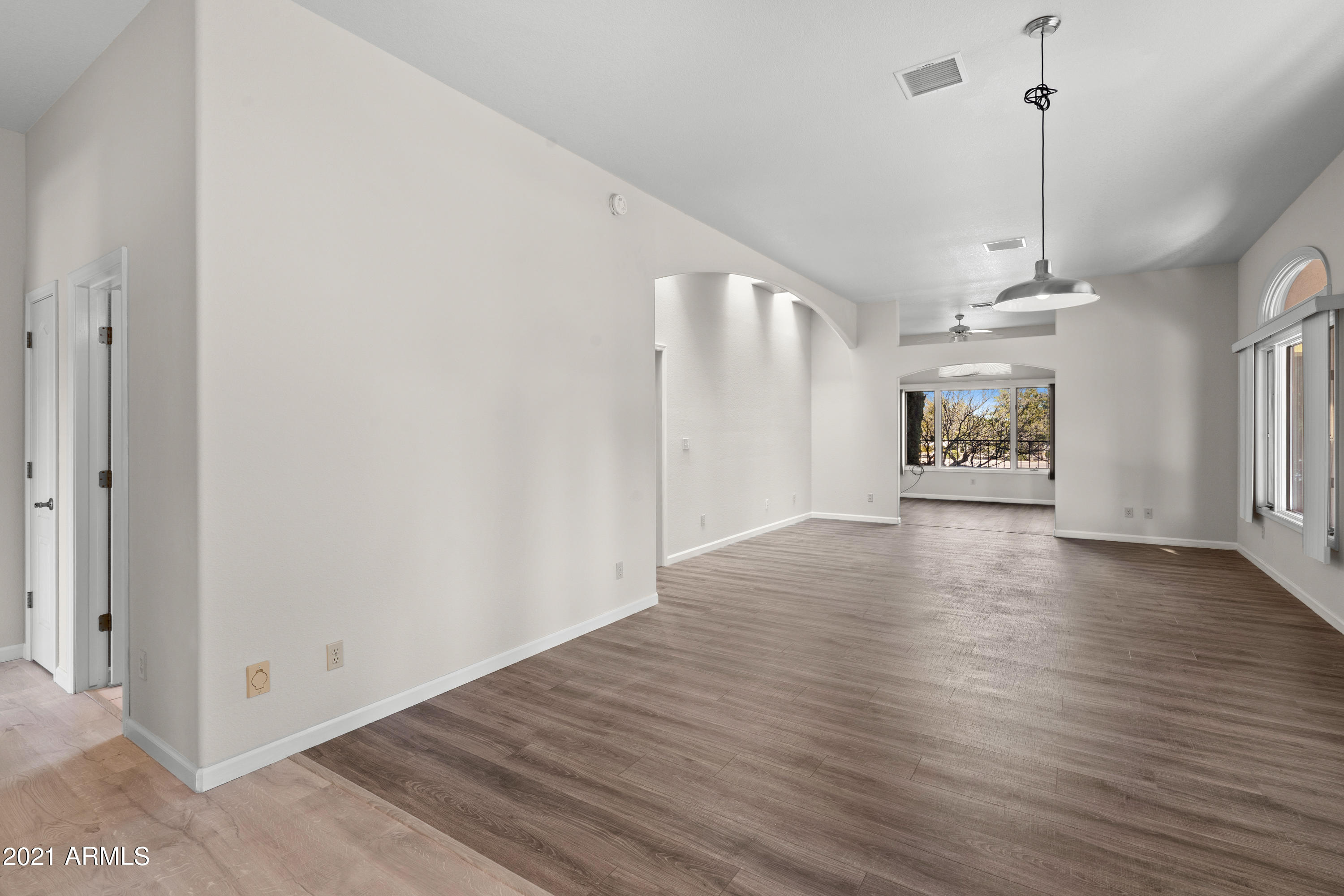 MISSION SHADOWS - Residential