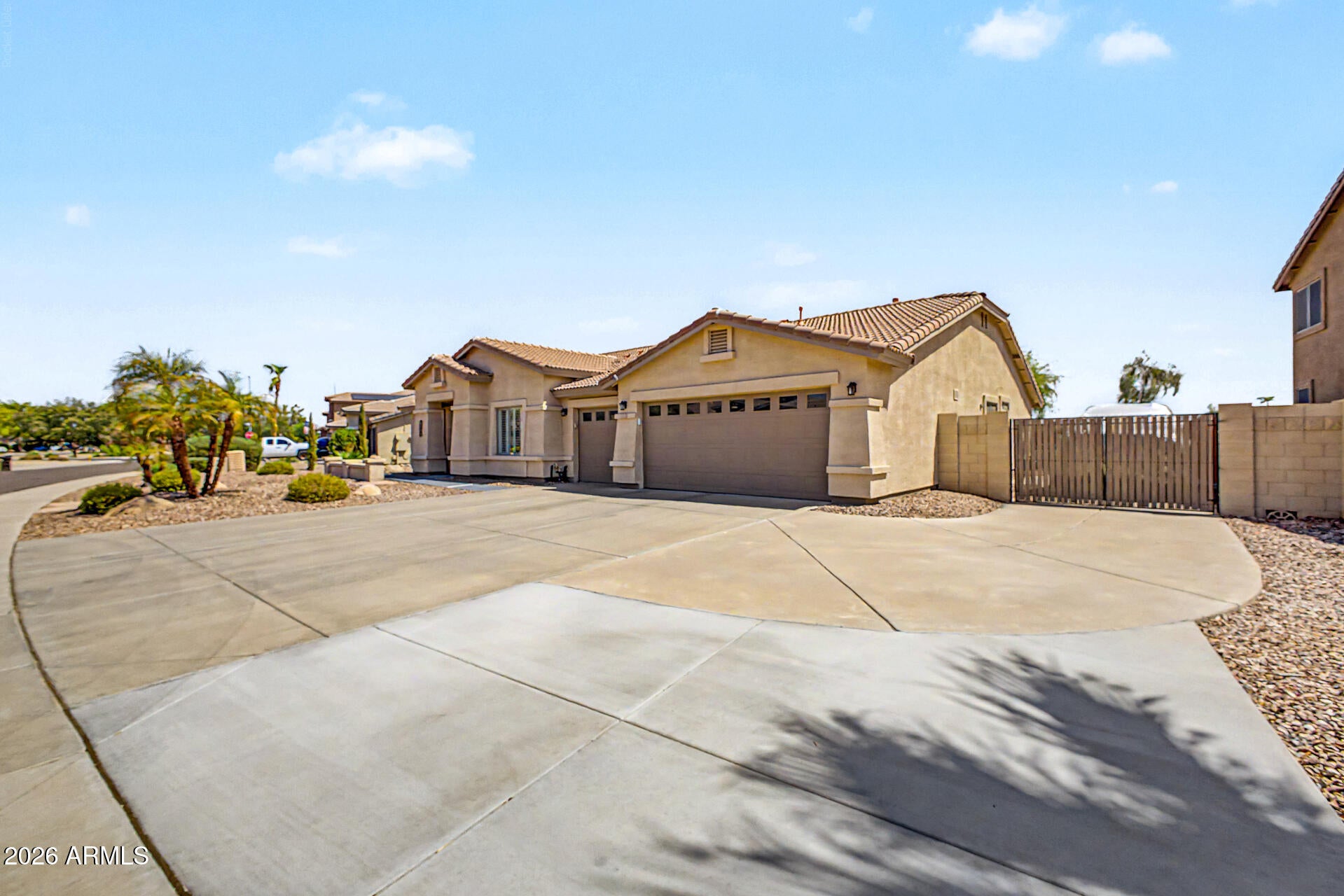 8729 W TONOPAH Drive
