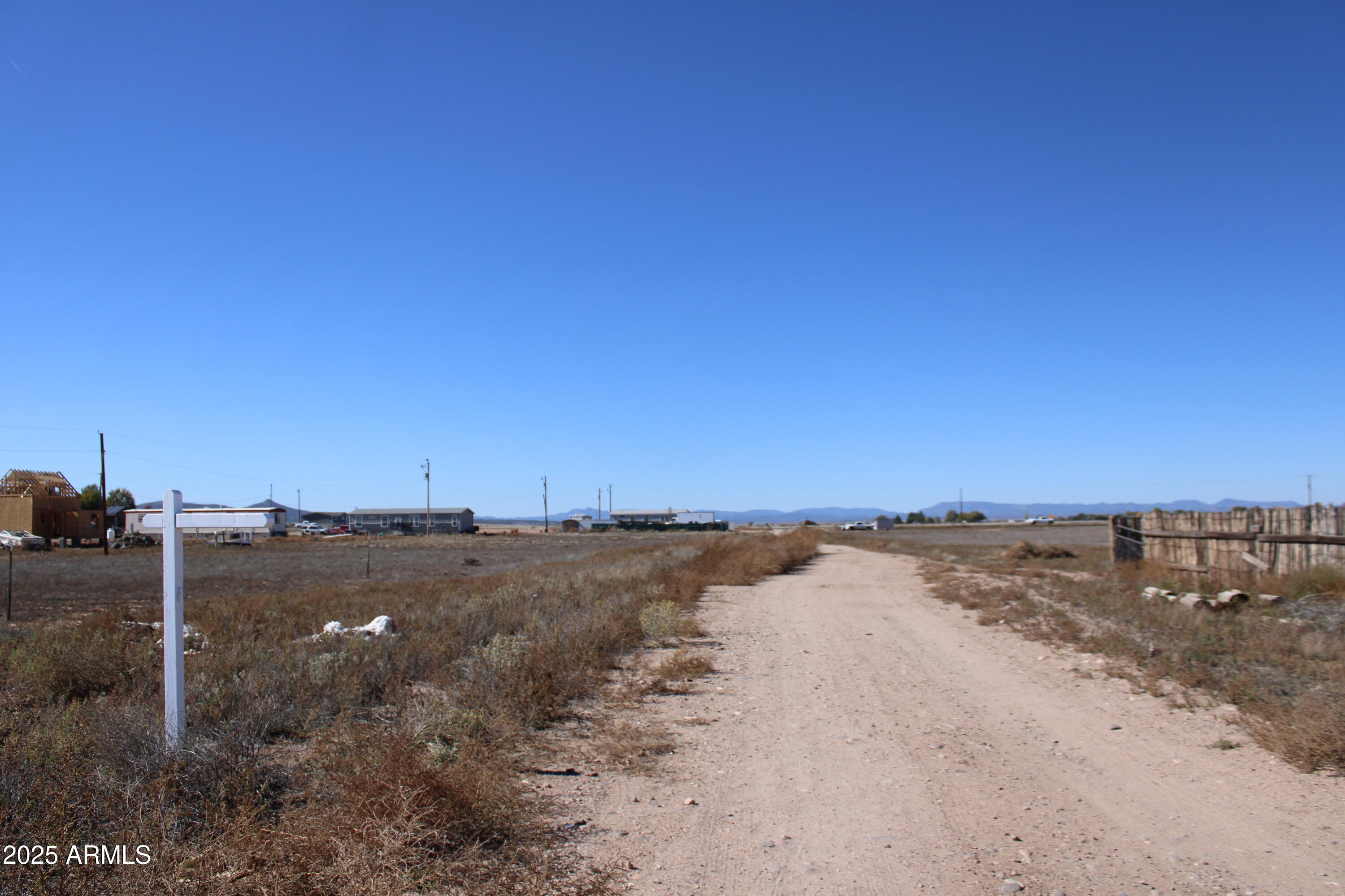 319 W GRAND CANYON Road 604