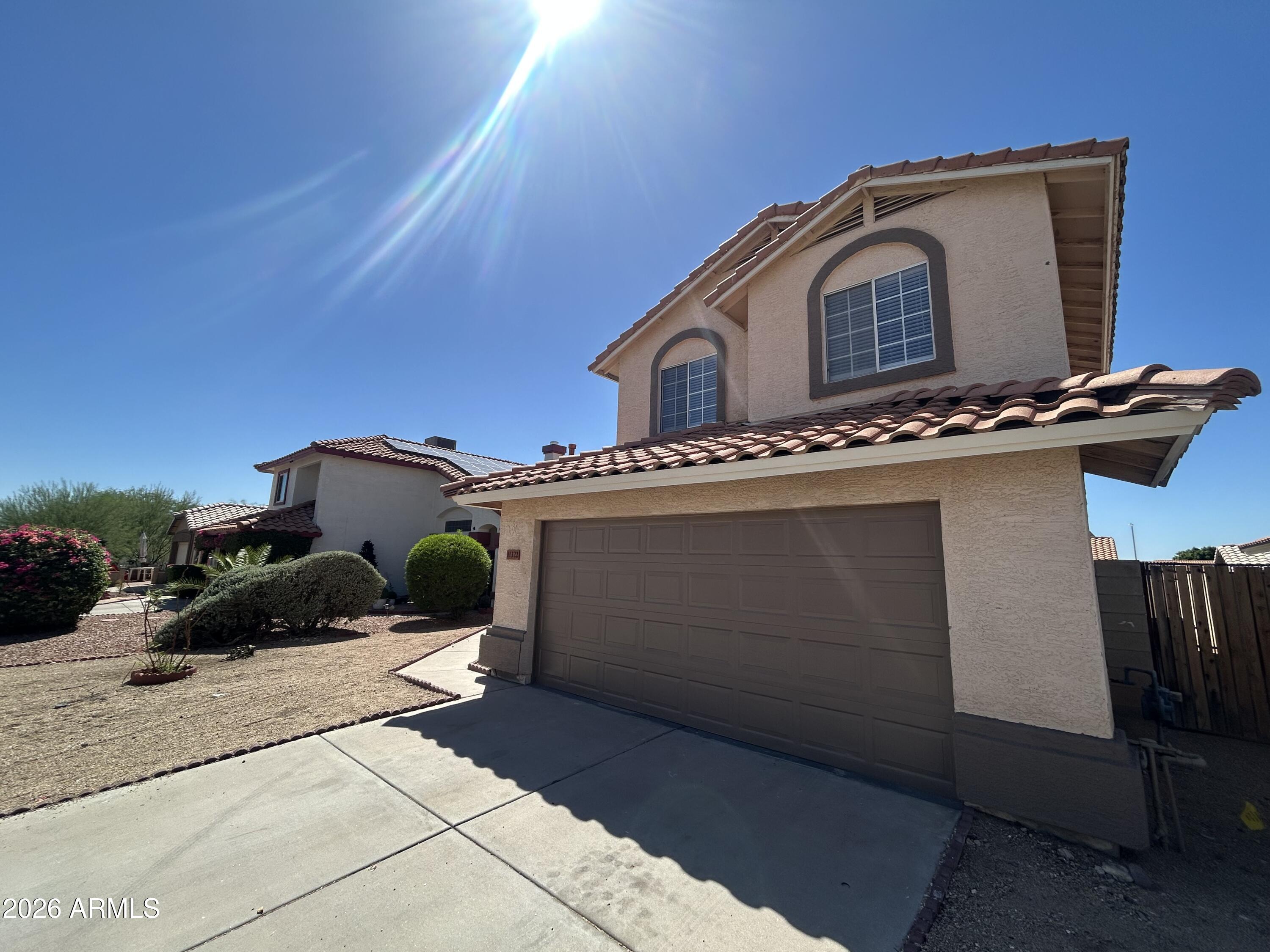 11322 W ALICE Avenue