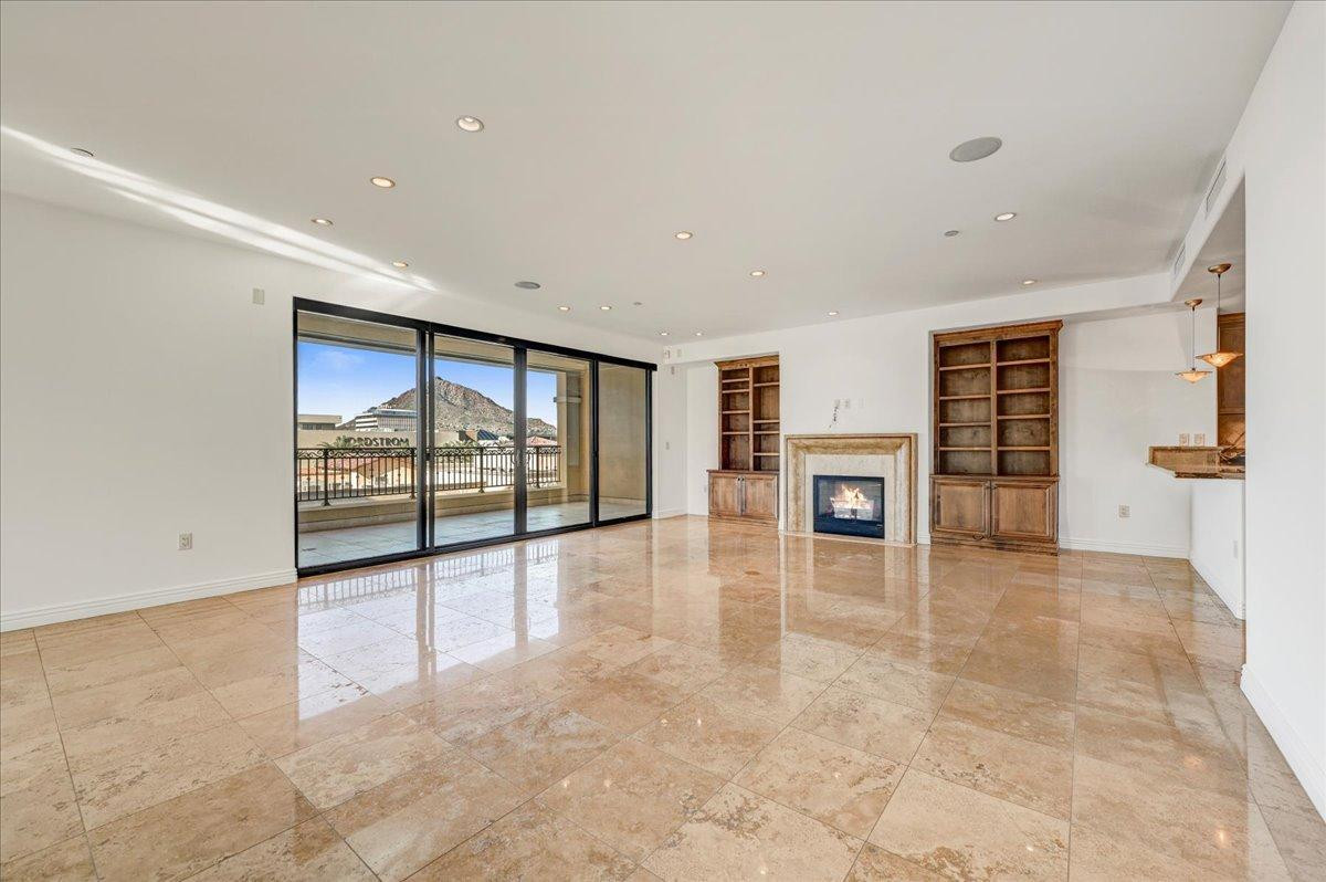 7181 E Camelback Road 610