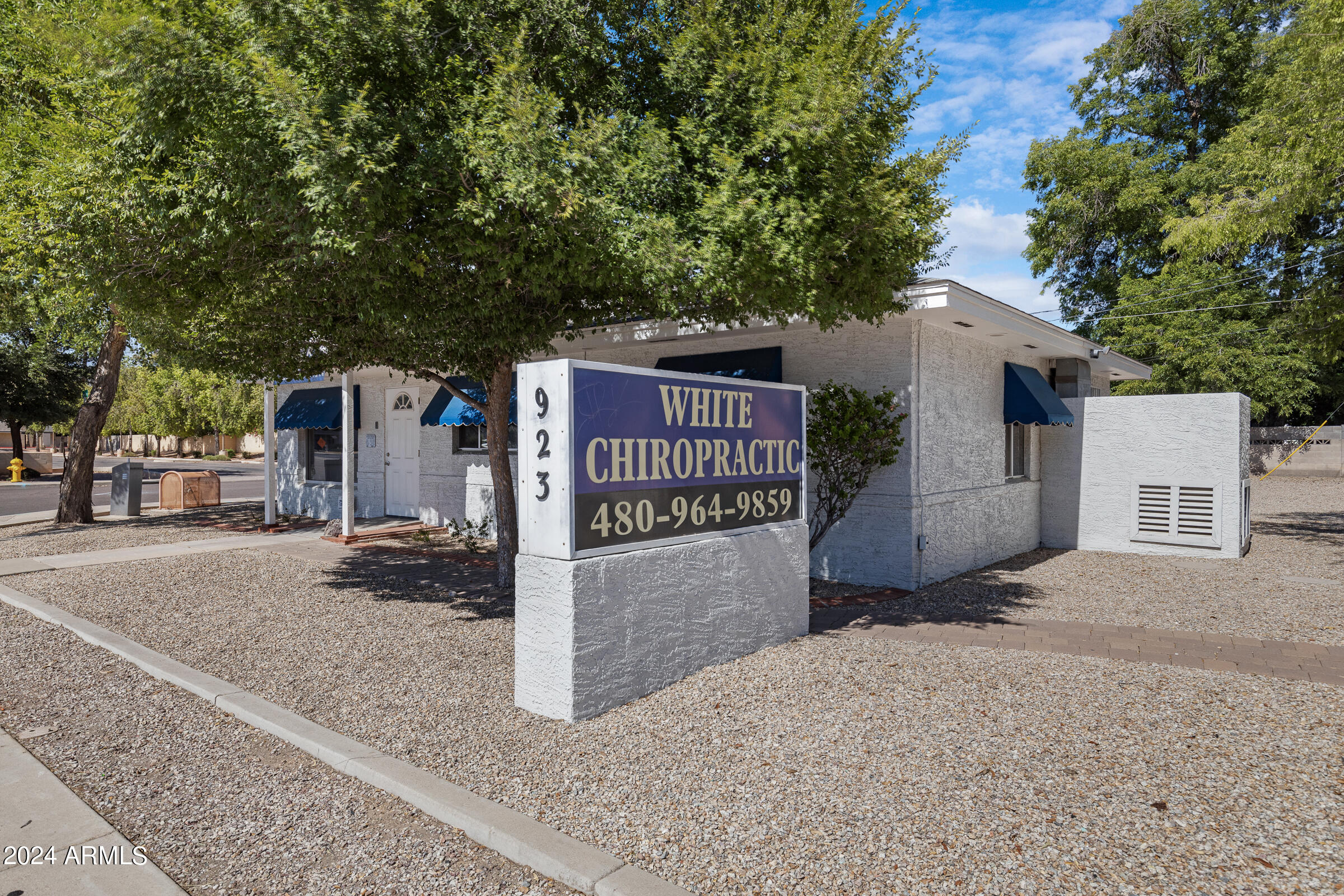 923 N COUNTRY CLUB Drive