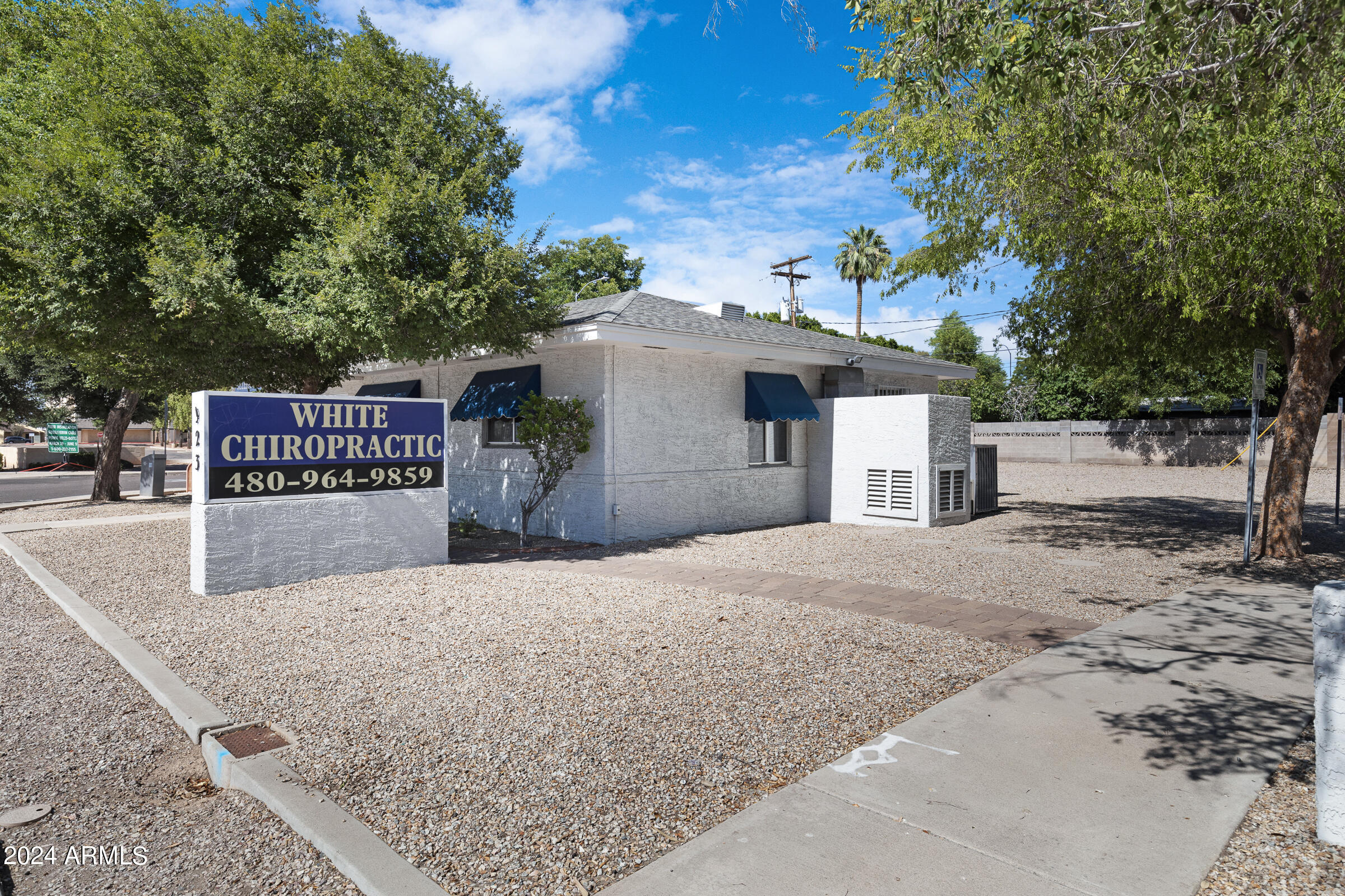 923 N COUNTRY CLUB Drive