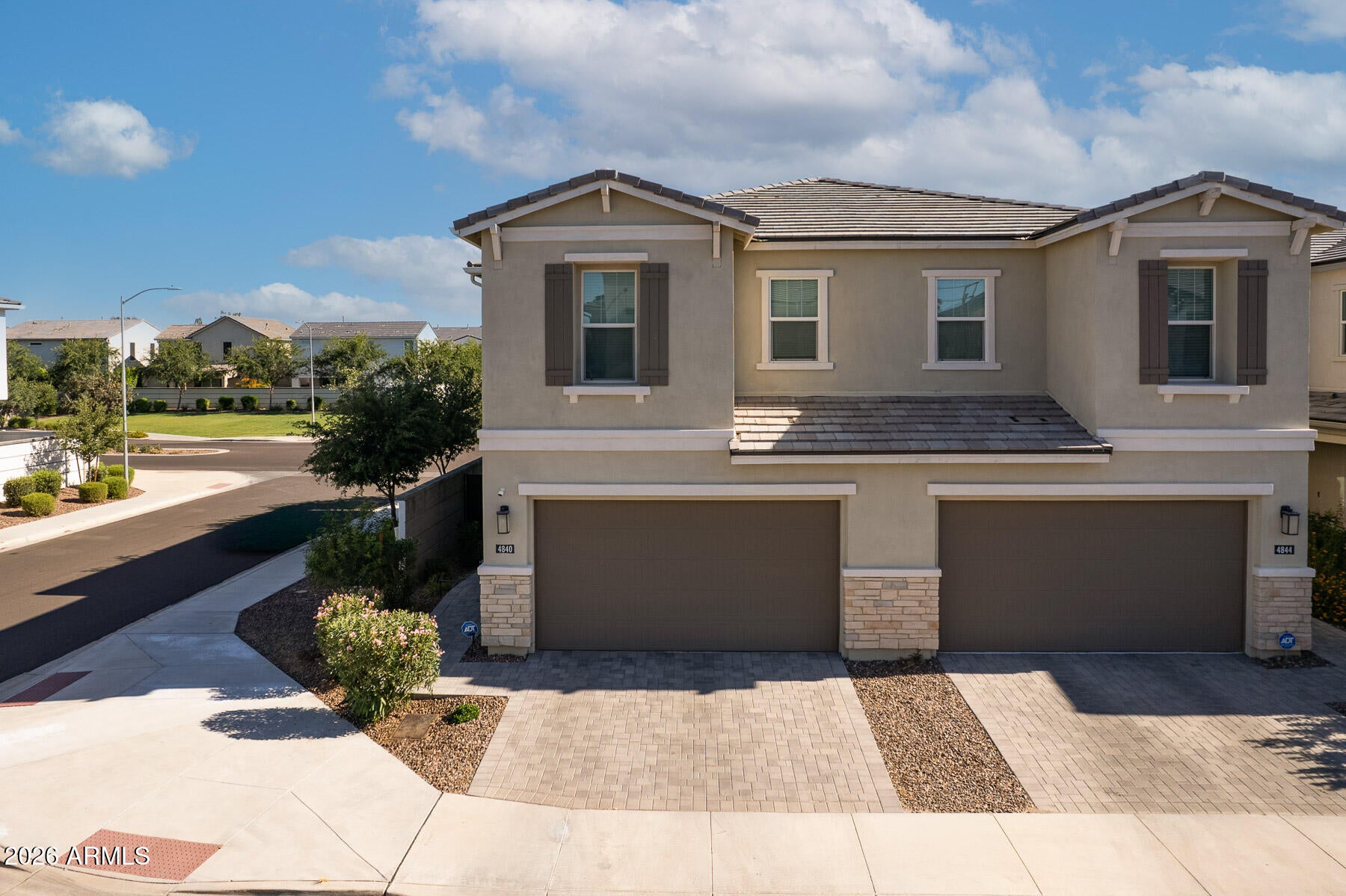 4840 E VILLAGE Drive