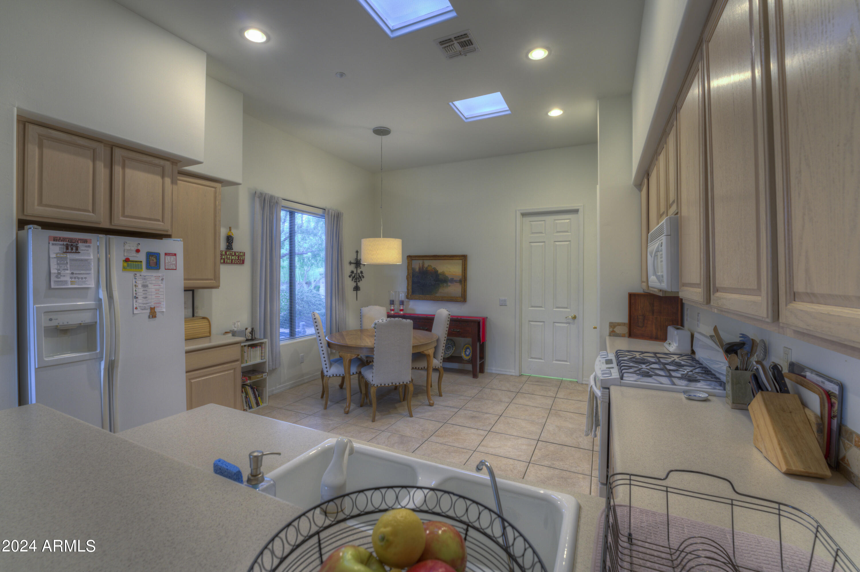 7403 E QUIEN SABE Way