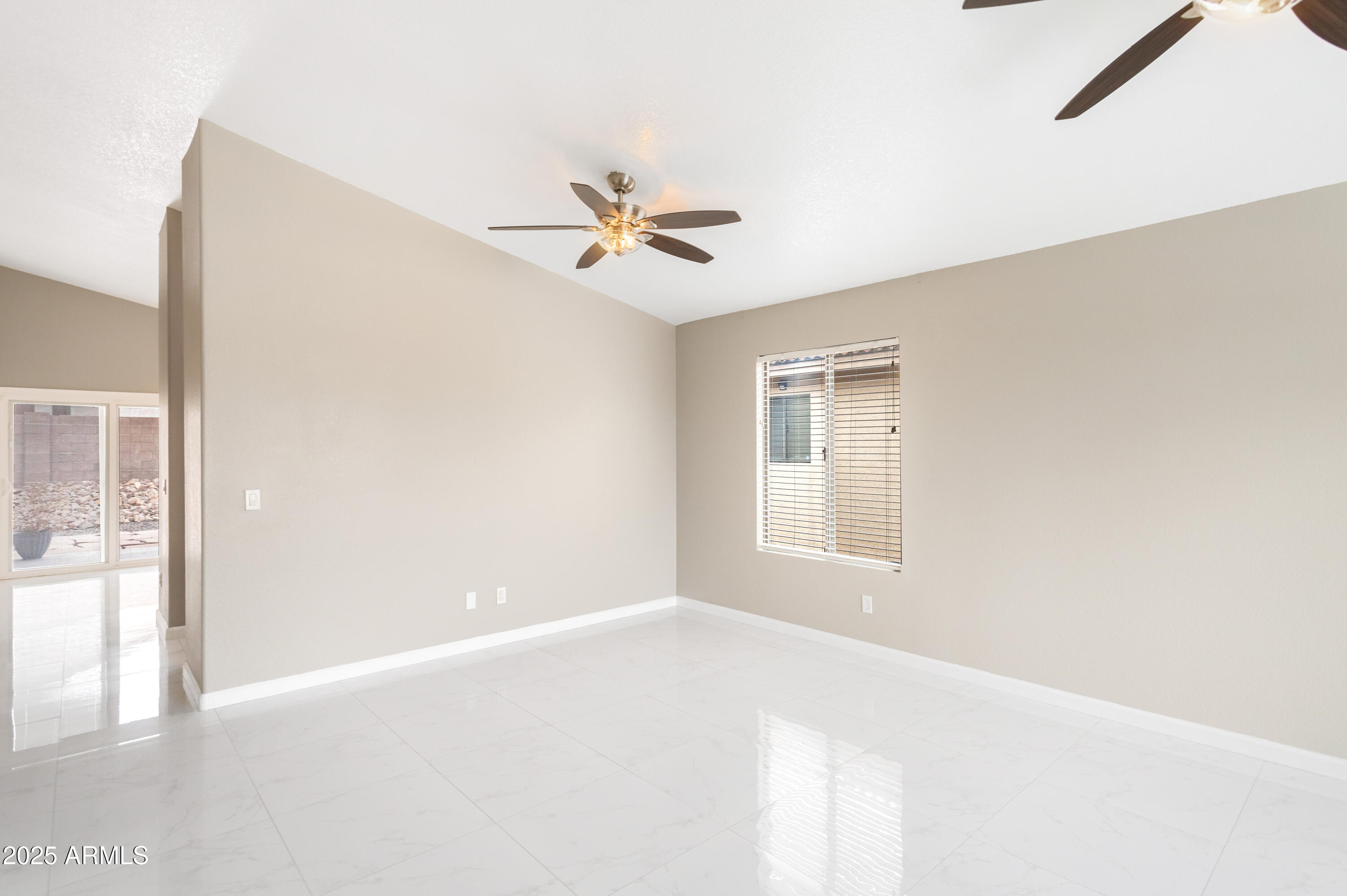 1640 IRONMASTER Street