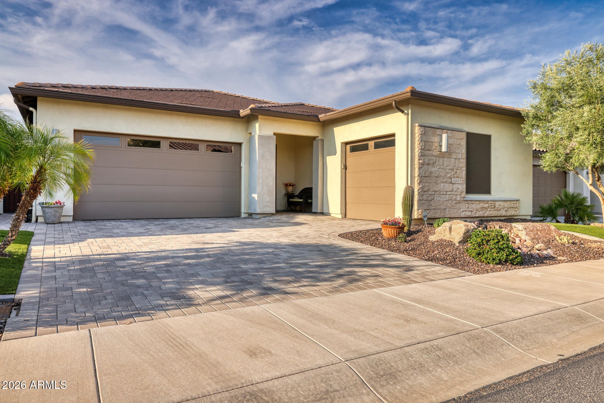 13436 W DUANE Lane