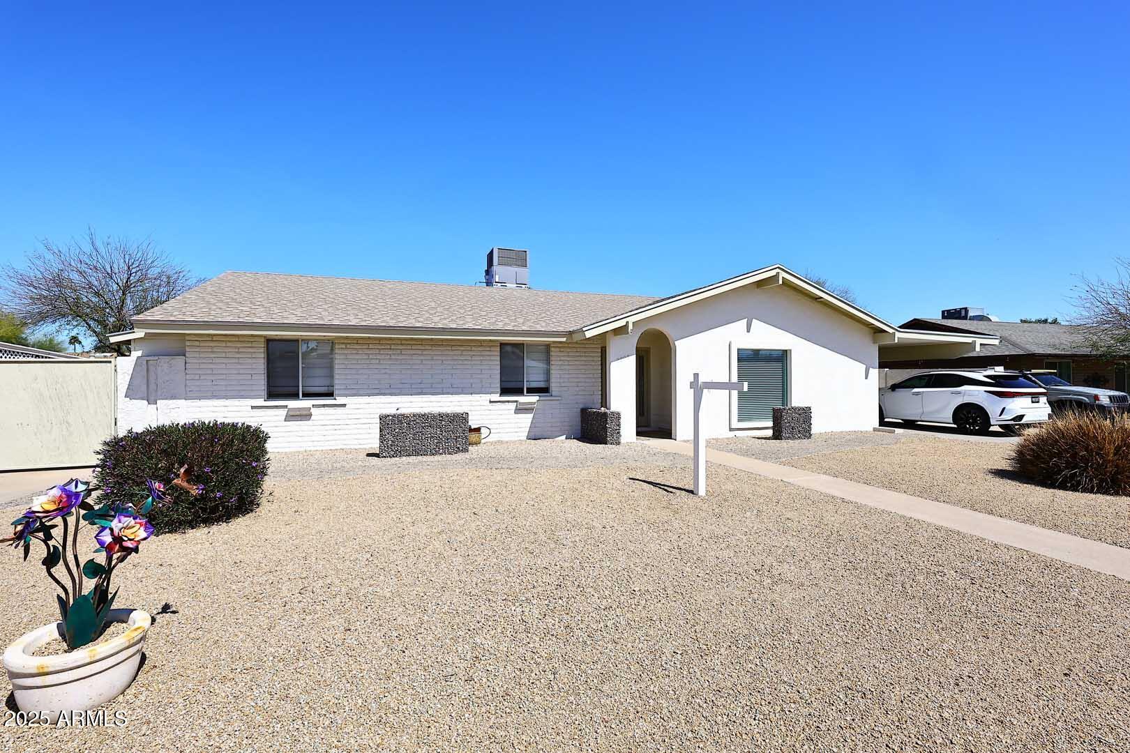 2808 E LUPINE Avenue