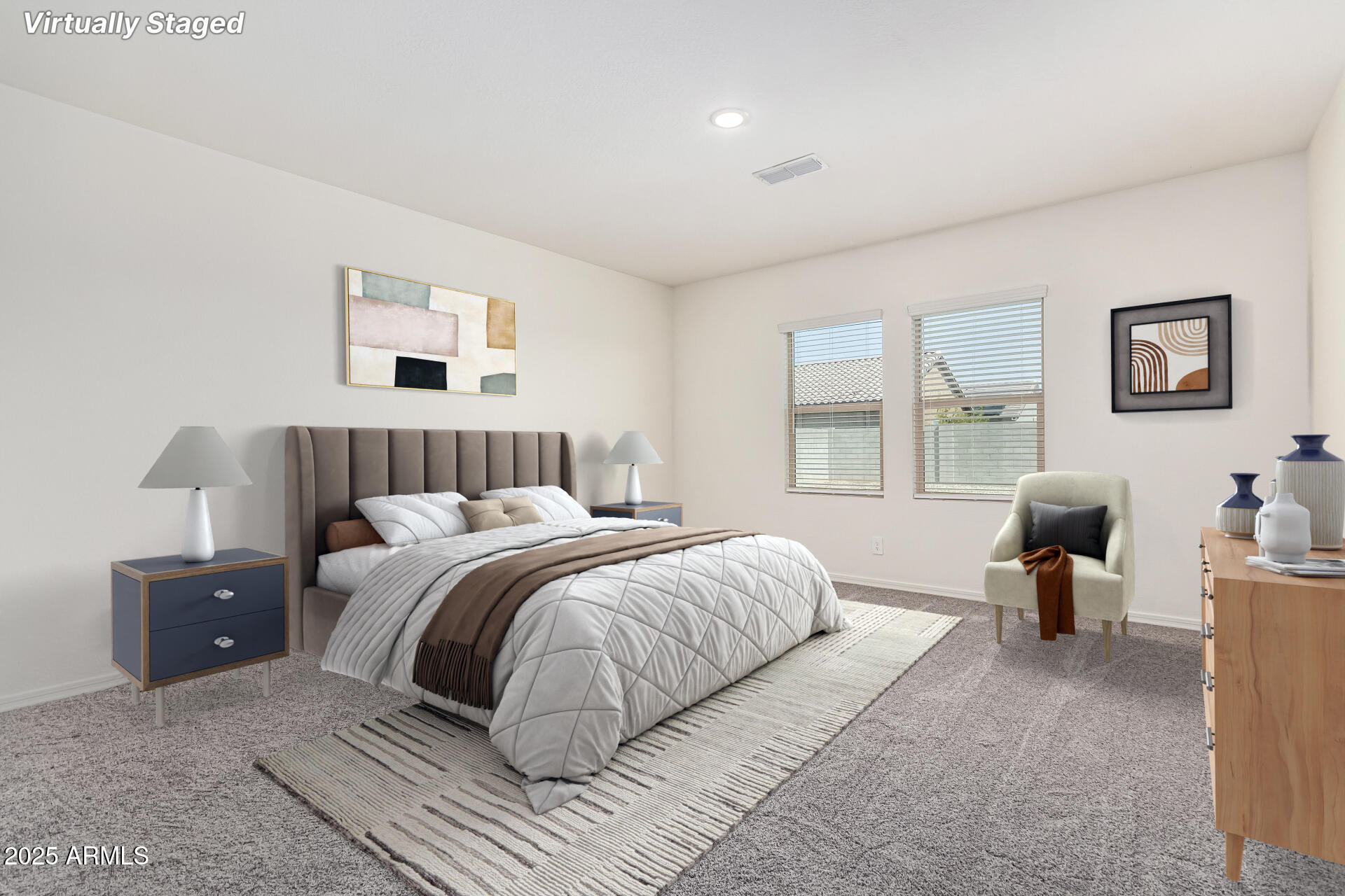 19236 W PIERSON Street