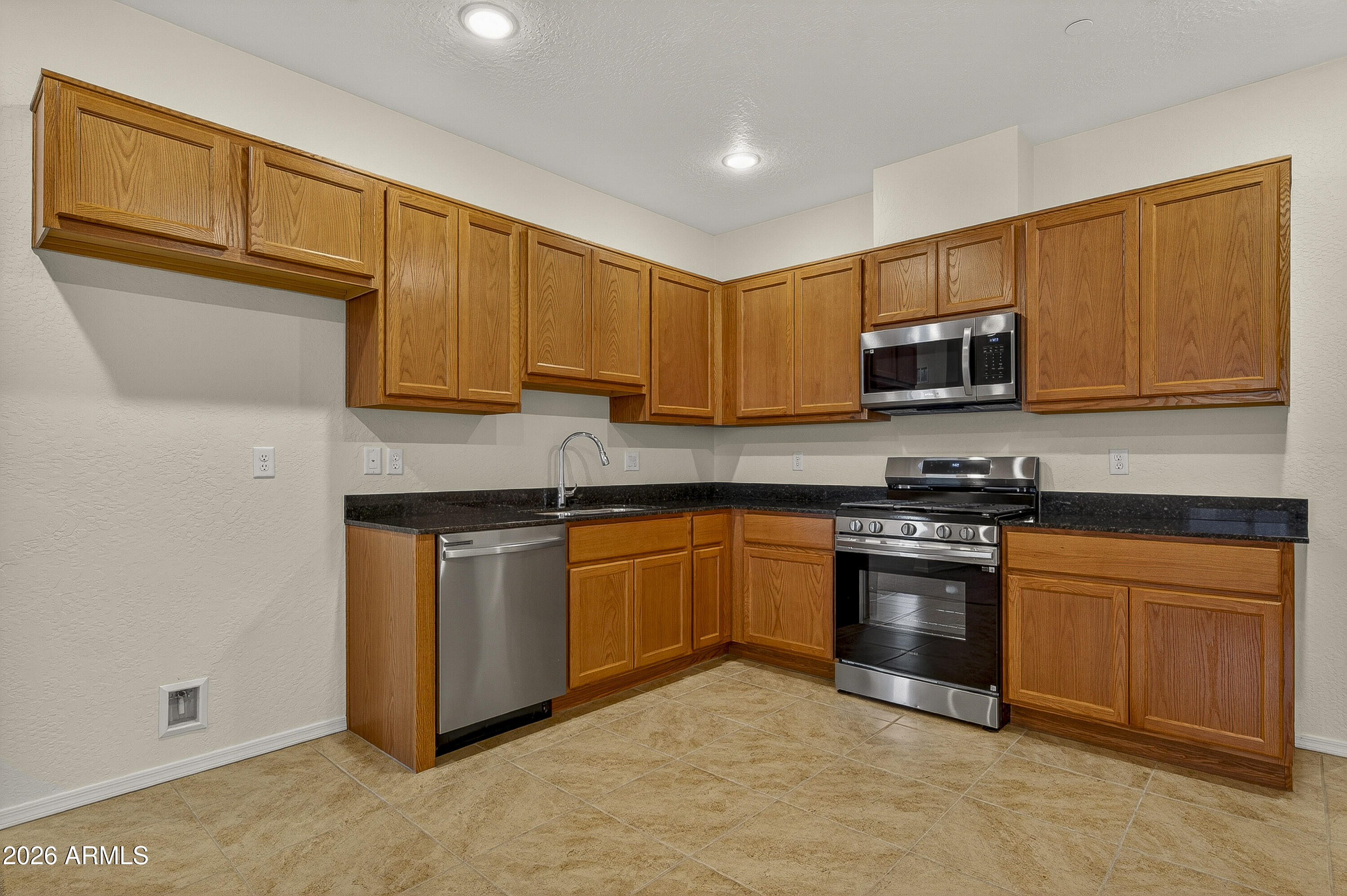 1650 E PONDEROSA Parkway 327