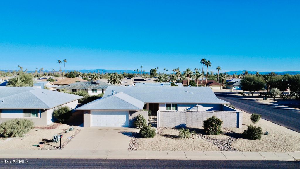 Photo of 13202 W Beechwood Drive, Sun City West, AZ 85375 (MLS # 6951634)