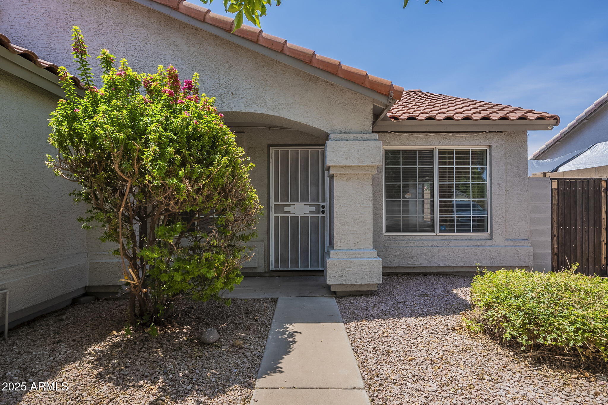 Homes 3 807 E SAN REMO Avenue