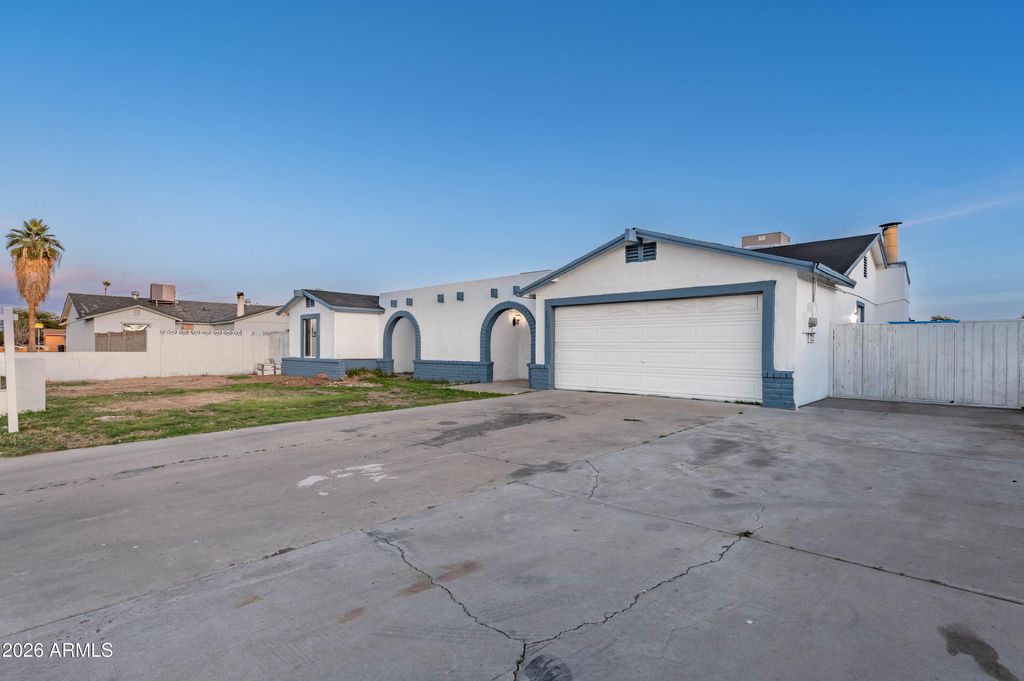 Photo of 8217 W Campbell Avenue, Phoenix, AZ 85033 (MLS # 6976031)