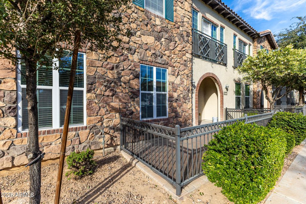 Photo of 4707 E Thunderheart Trail #102, Gilbert, AZ 85297 (MLS # 6991330)