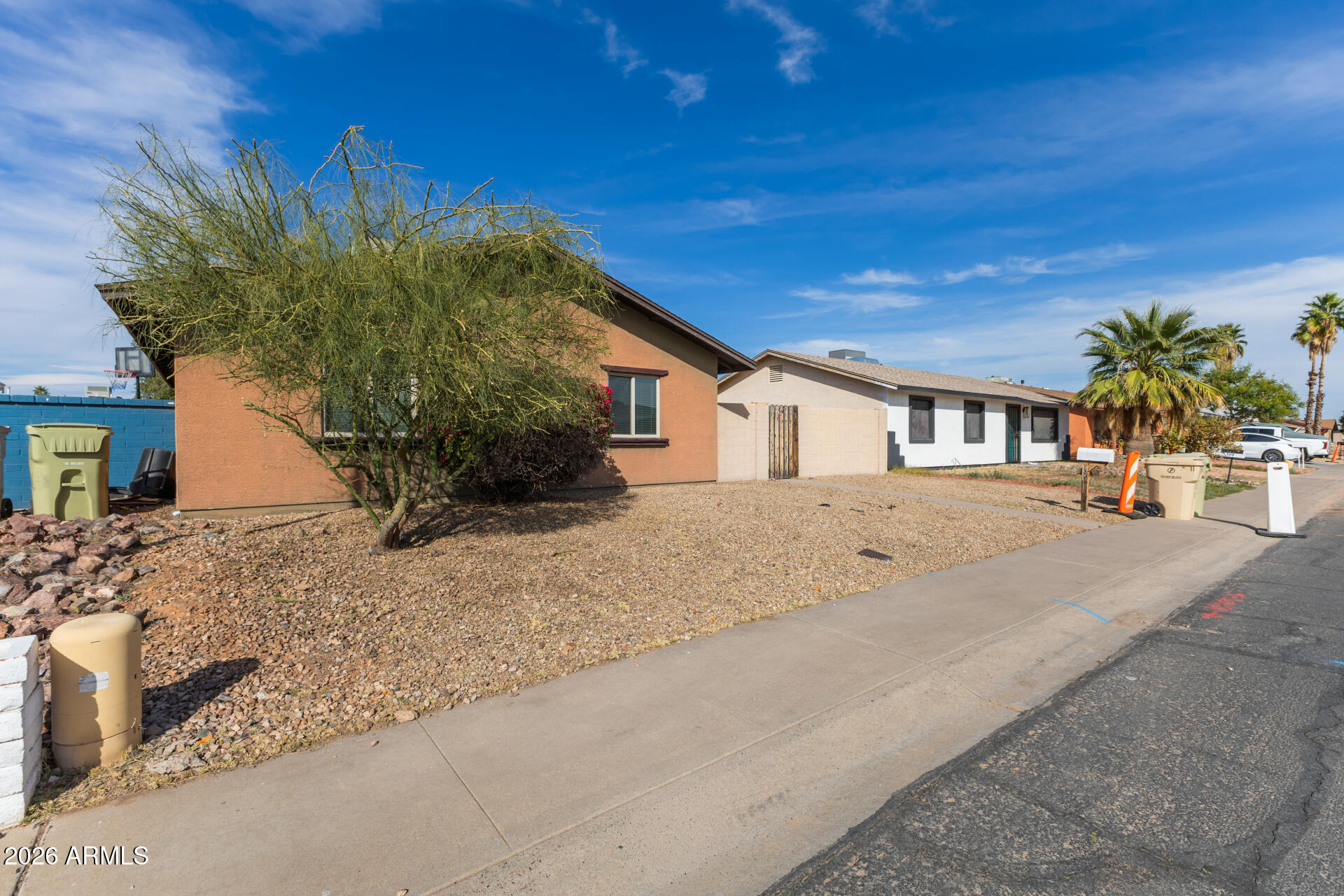 5318 W MAUNA LOA Lane