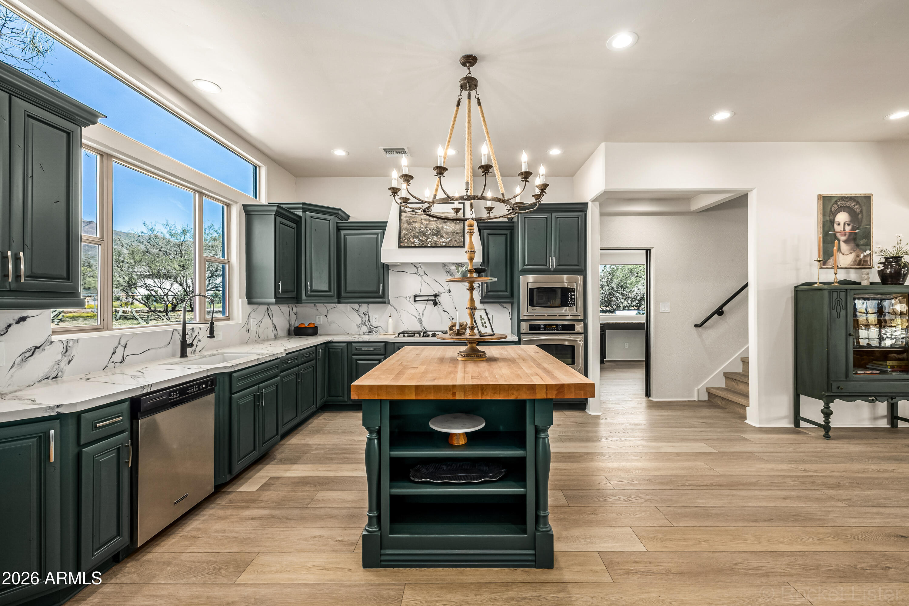S25 T1N R8E - Residential