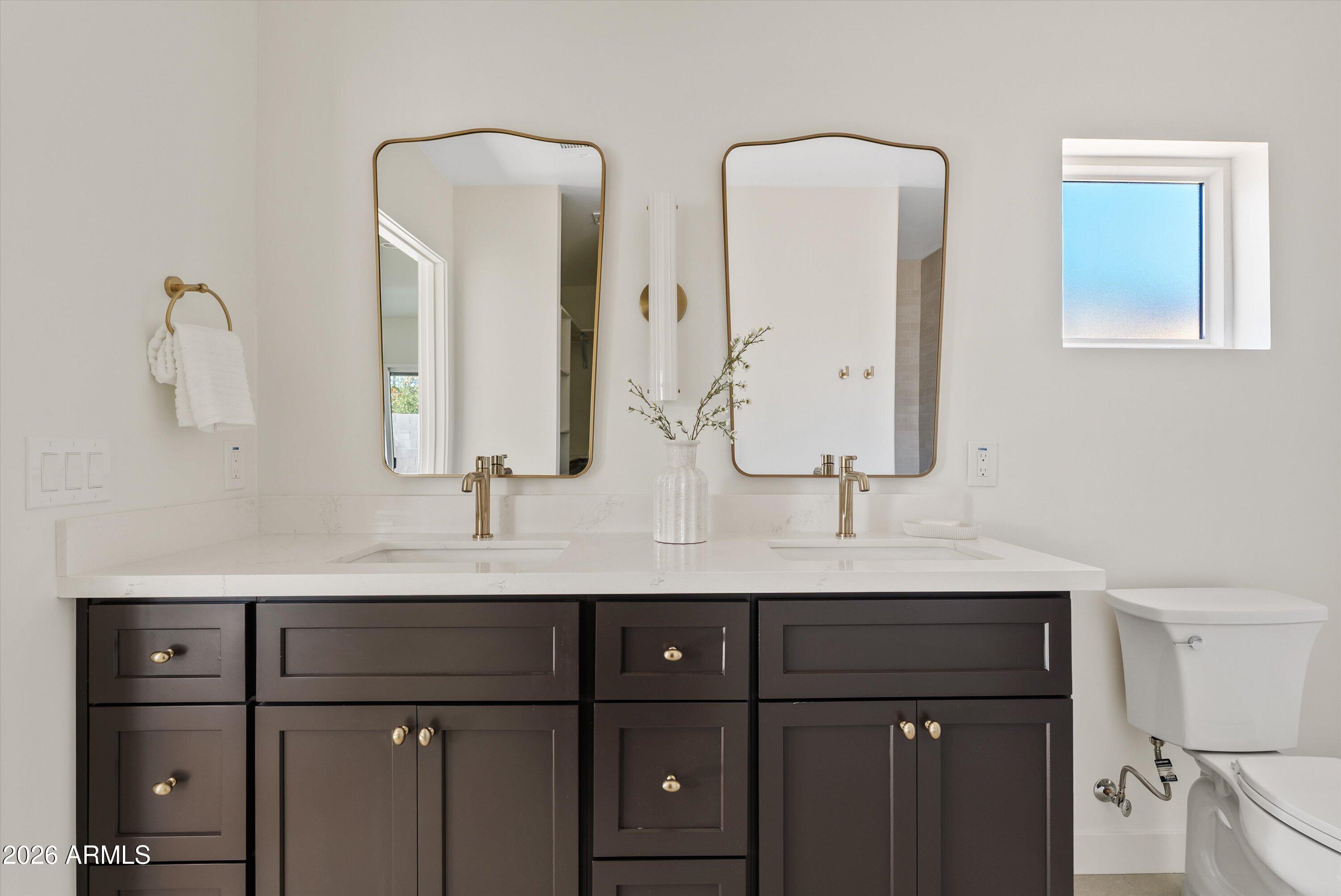 2941 E Cheery Lynn Road