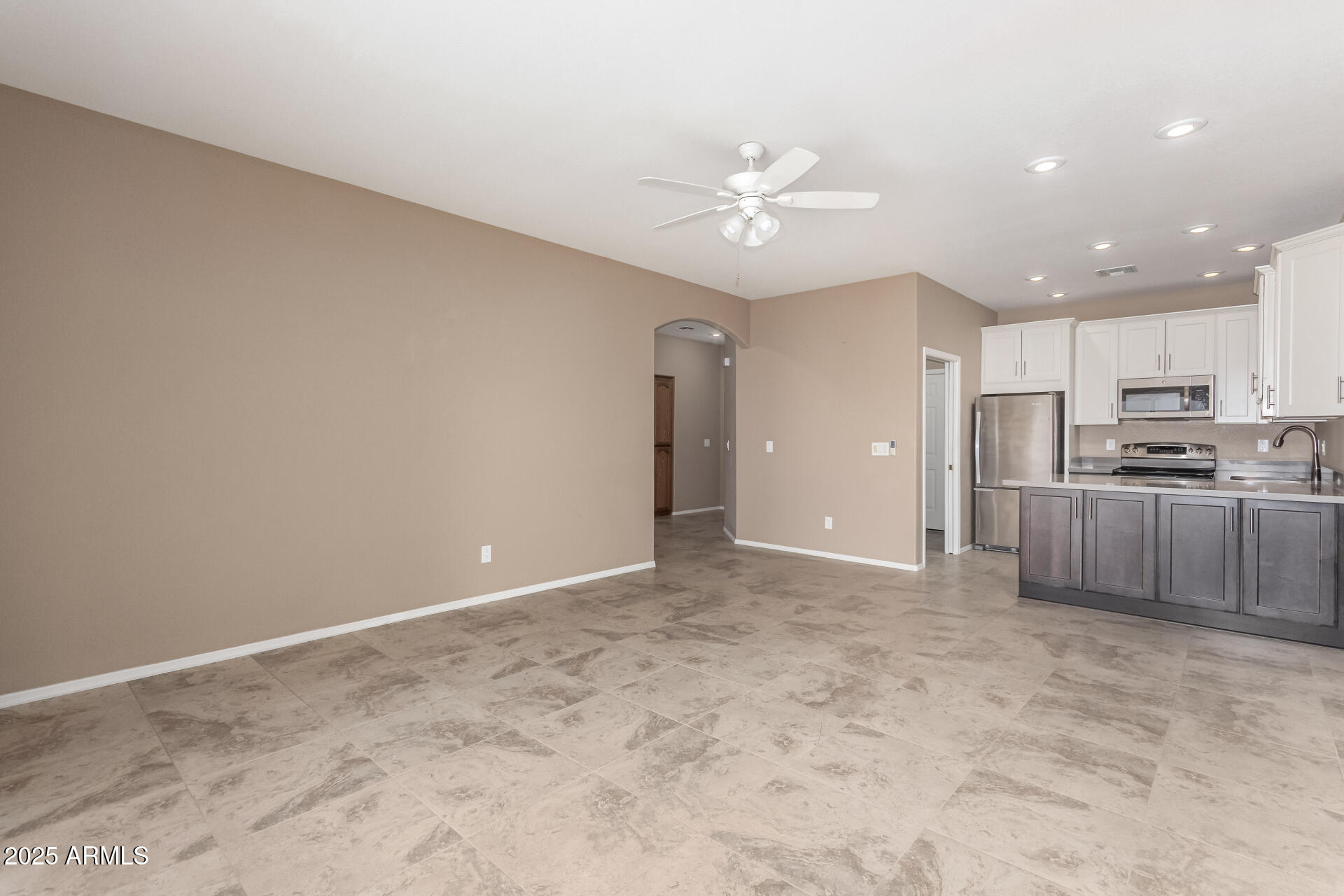 2101 S Yellow Wood -- 22